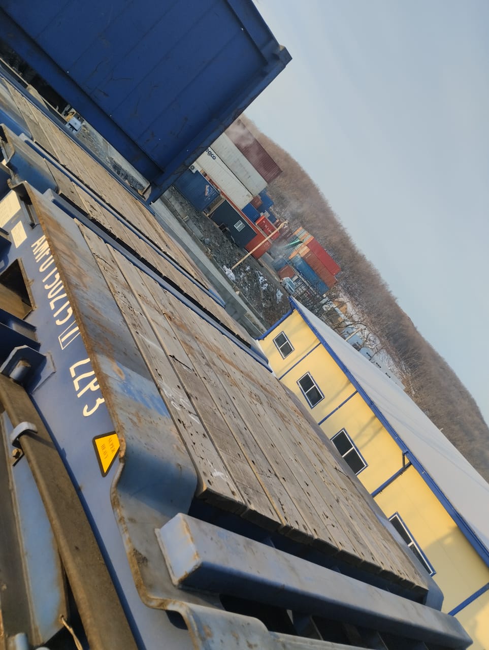 Морской контейнер AMFU1502157