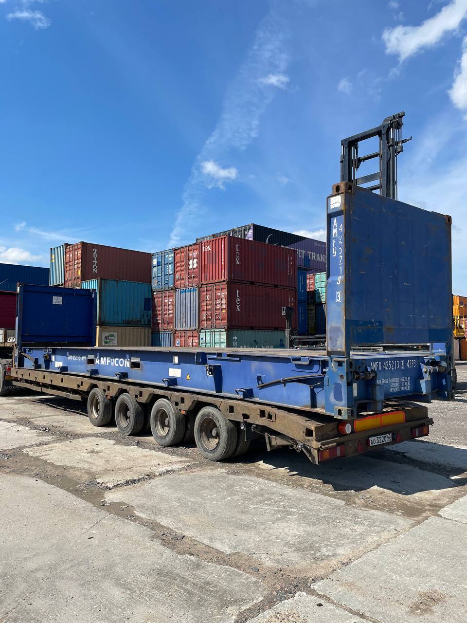 Морской контейнер AMFU4252133