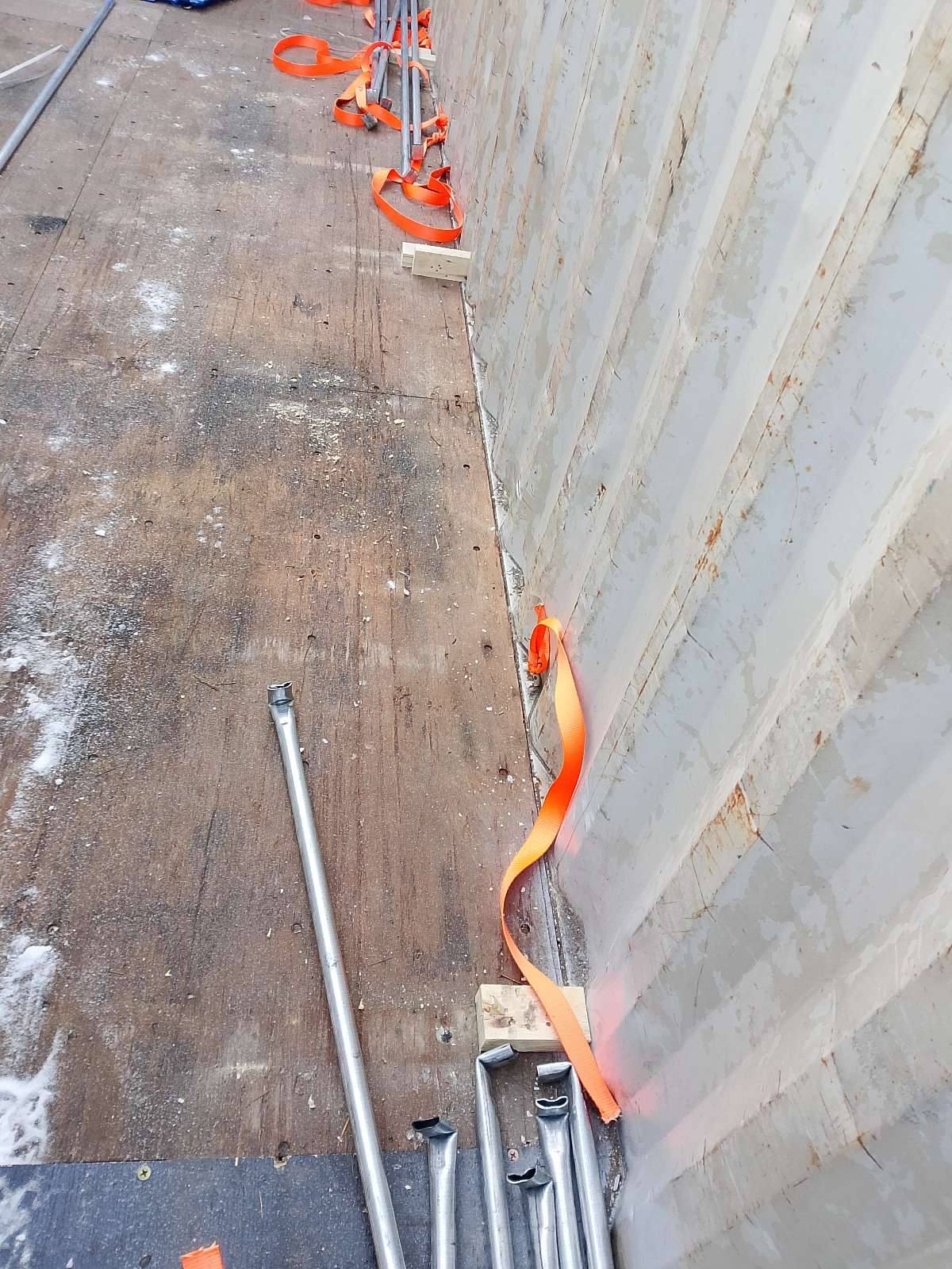 Морской контейнер APHU6617151