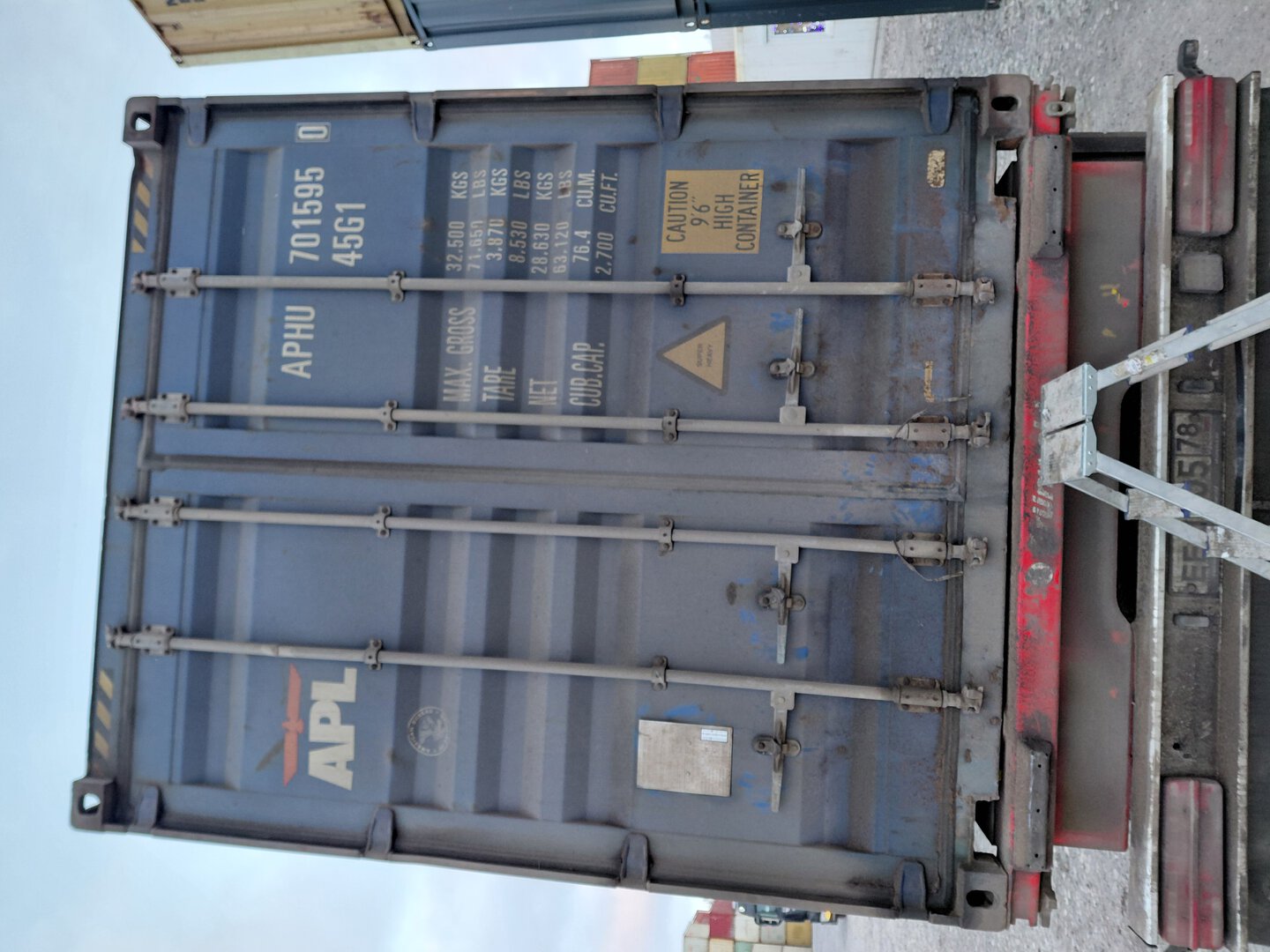 Морской контейнер APHU7015950