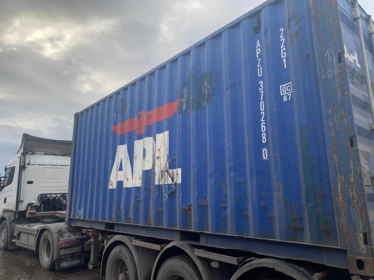 Морской контейнер APZU3702680