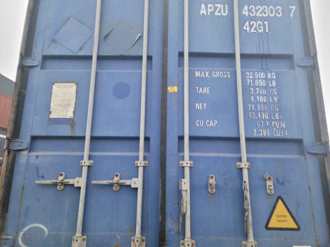 Морской контейнер APZU4323037