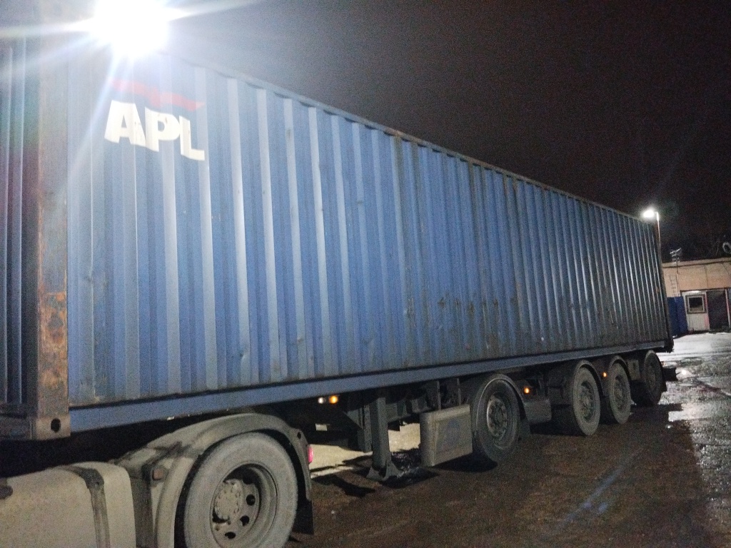 Морской контейнер APZU4409681