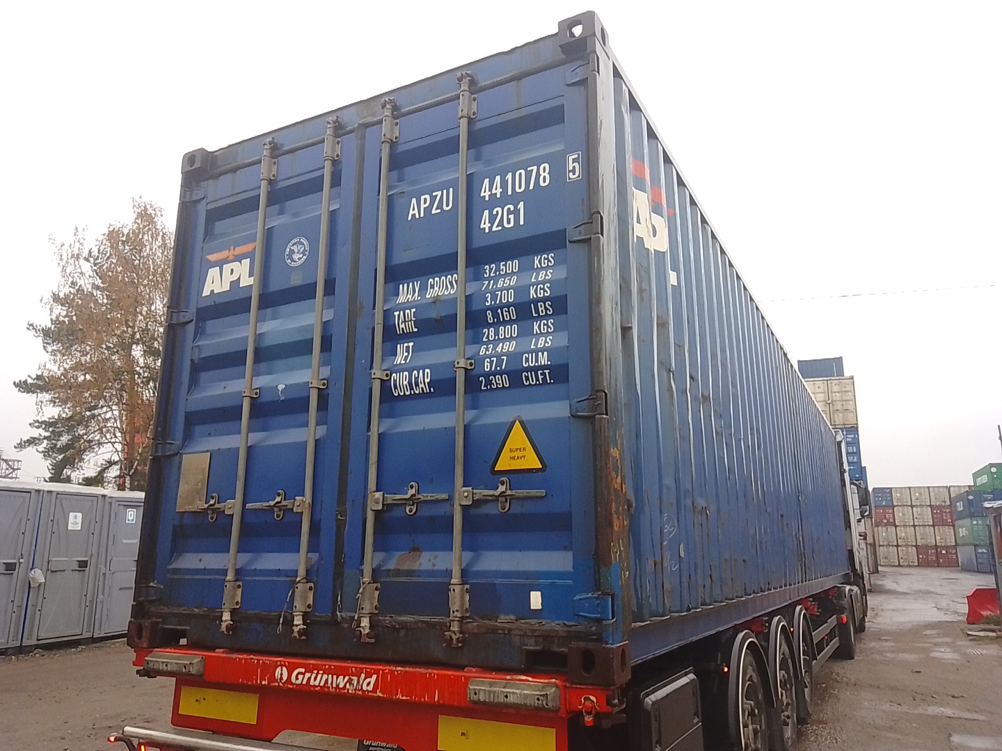 Морской контейнер APZU4410785