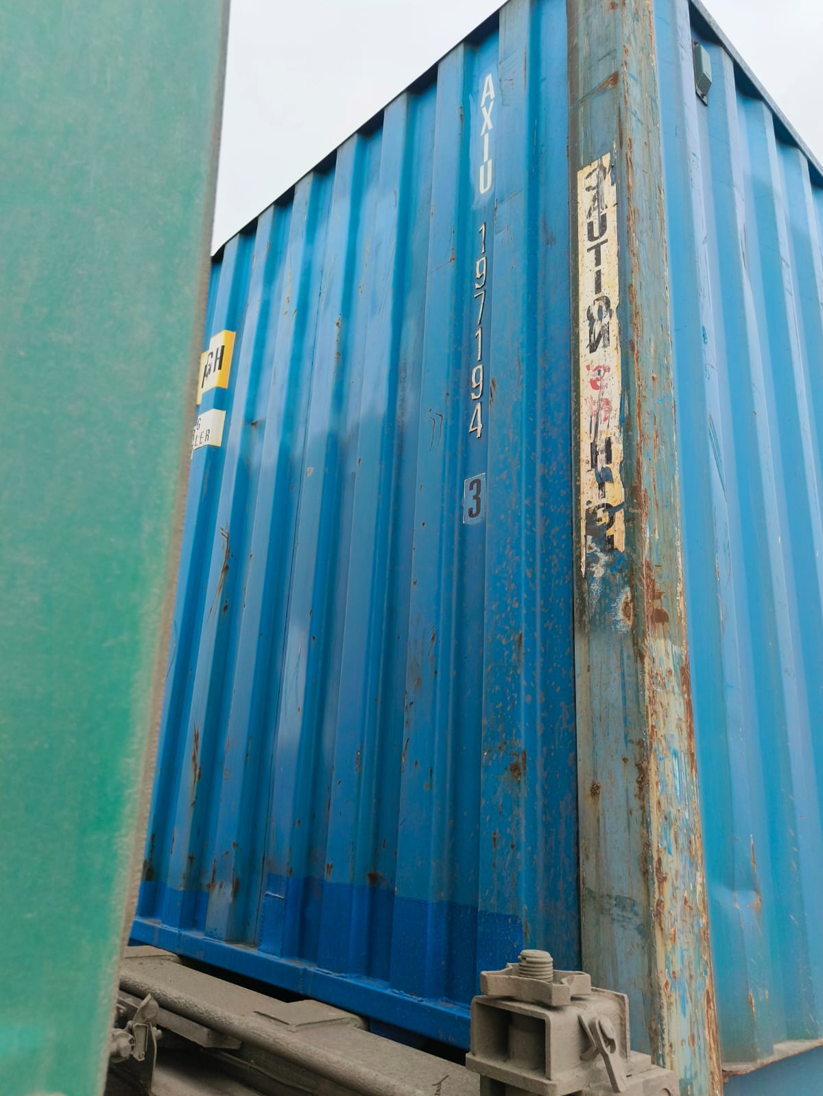 Морской контейнер AXIU1971943