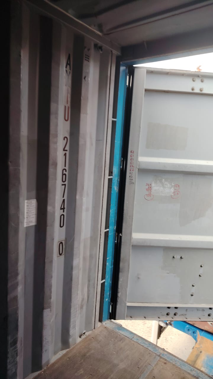 Морской контейнер AXIU2167400