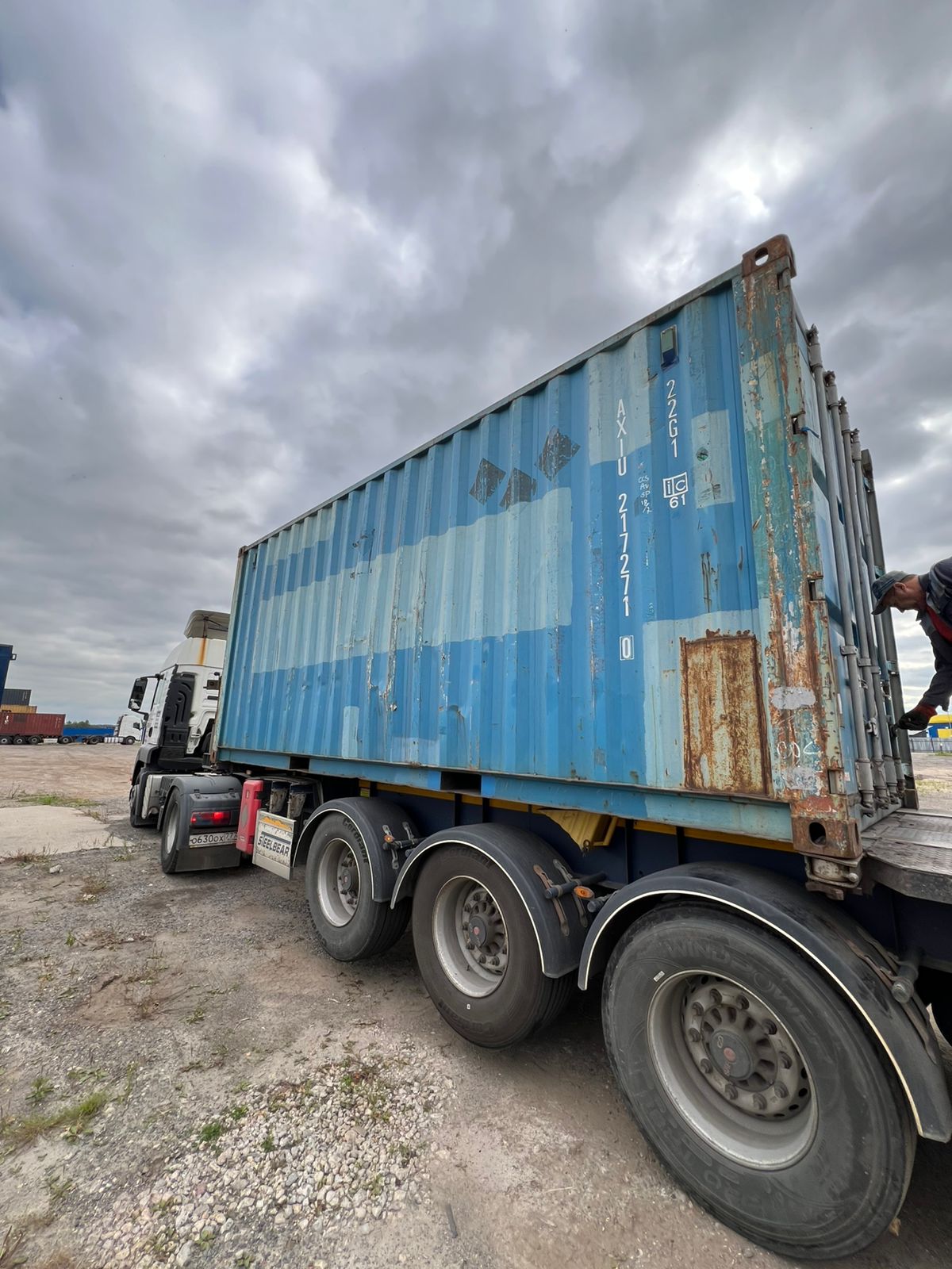 Морской контейнер AXIU2172710