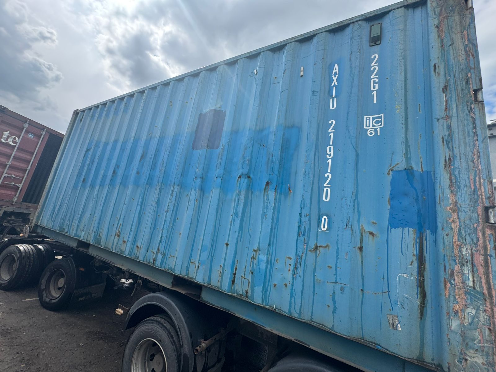 Морской контейнер AXIU2191200