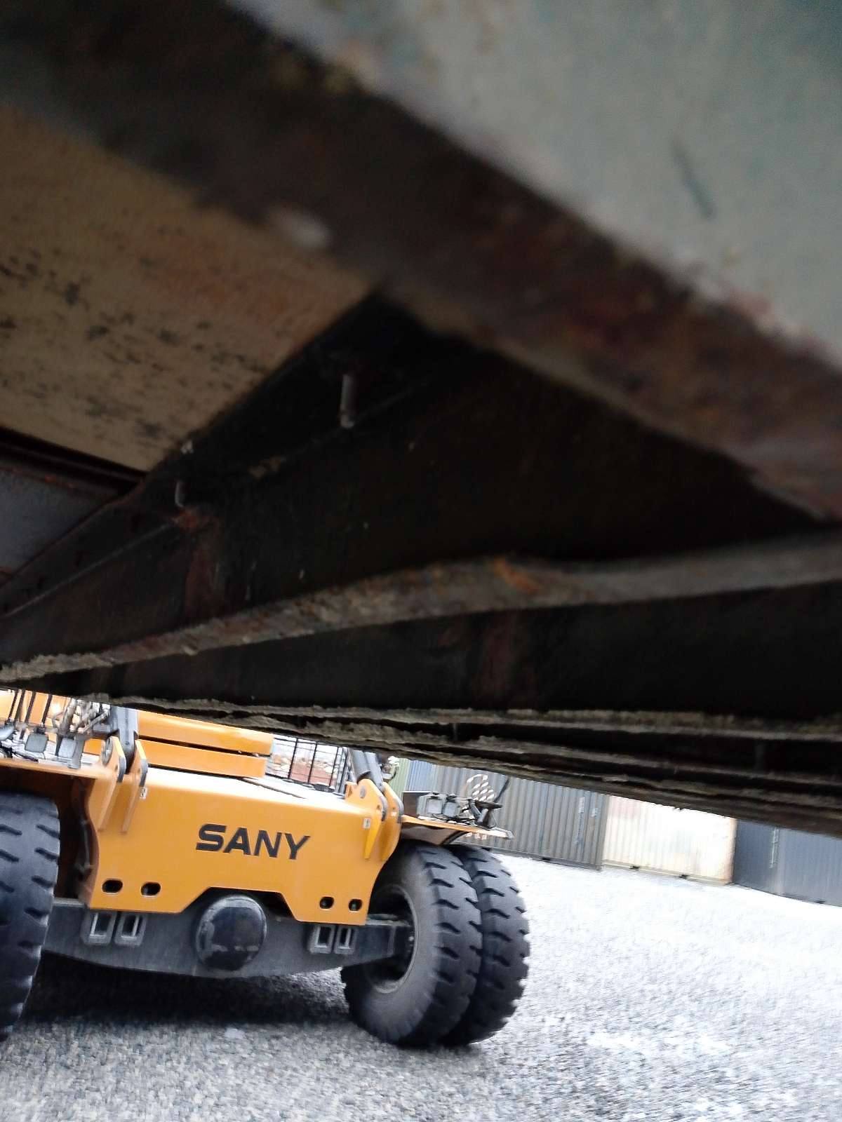 Морской контейнер AXIU2931971