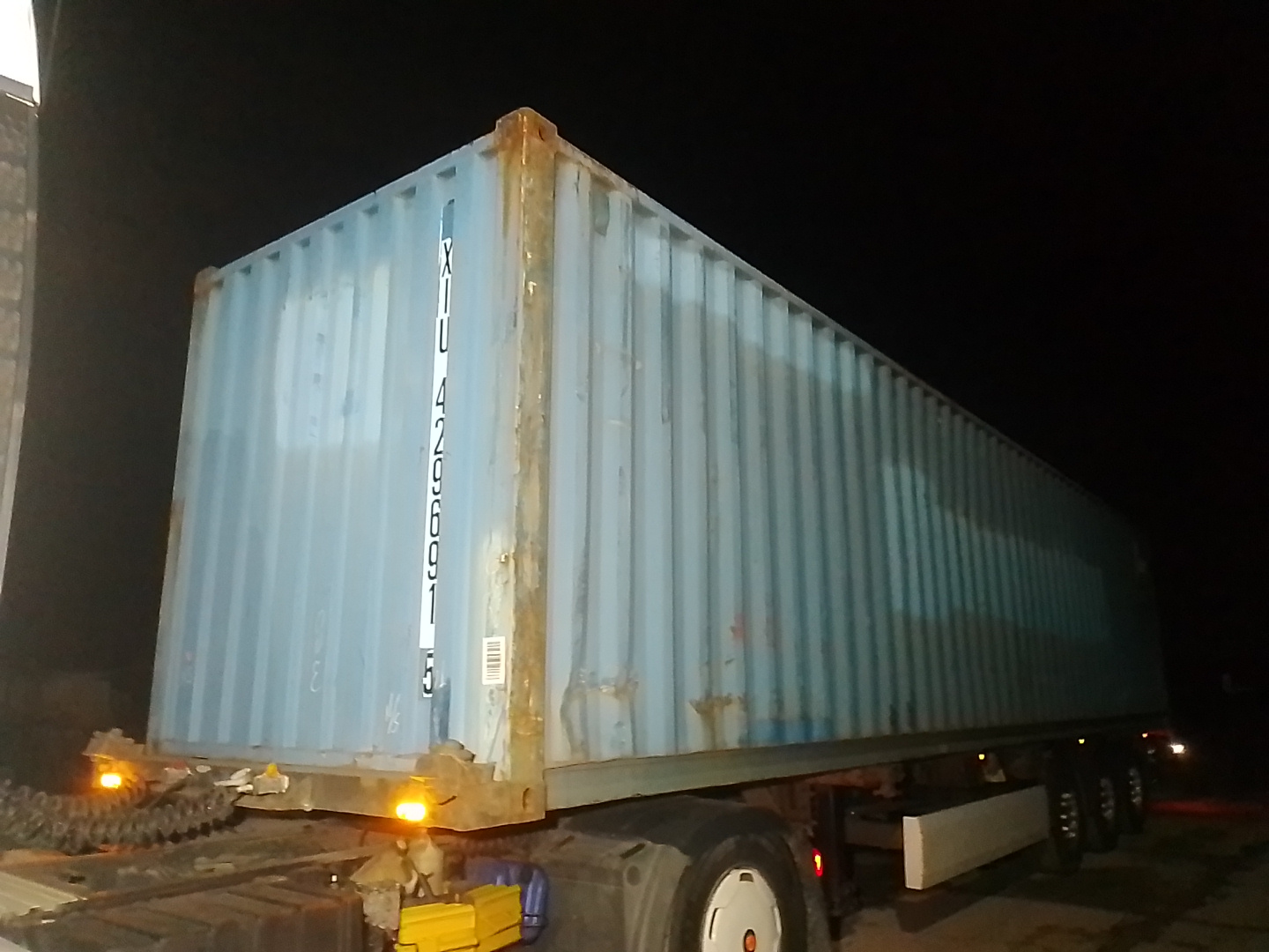 Морской контейнер AXIU4296915