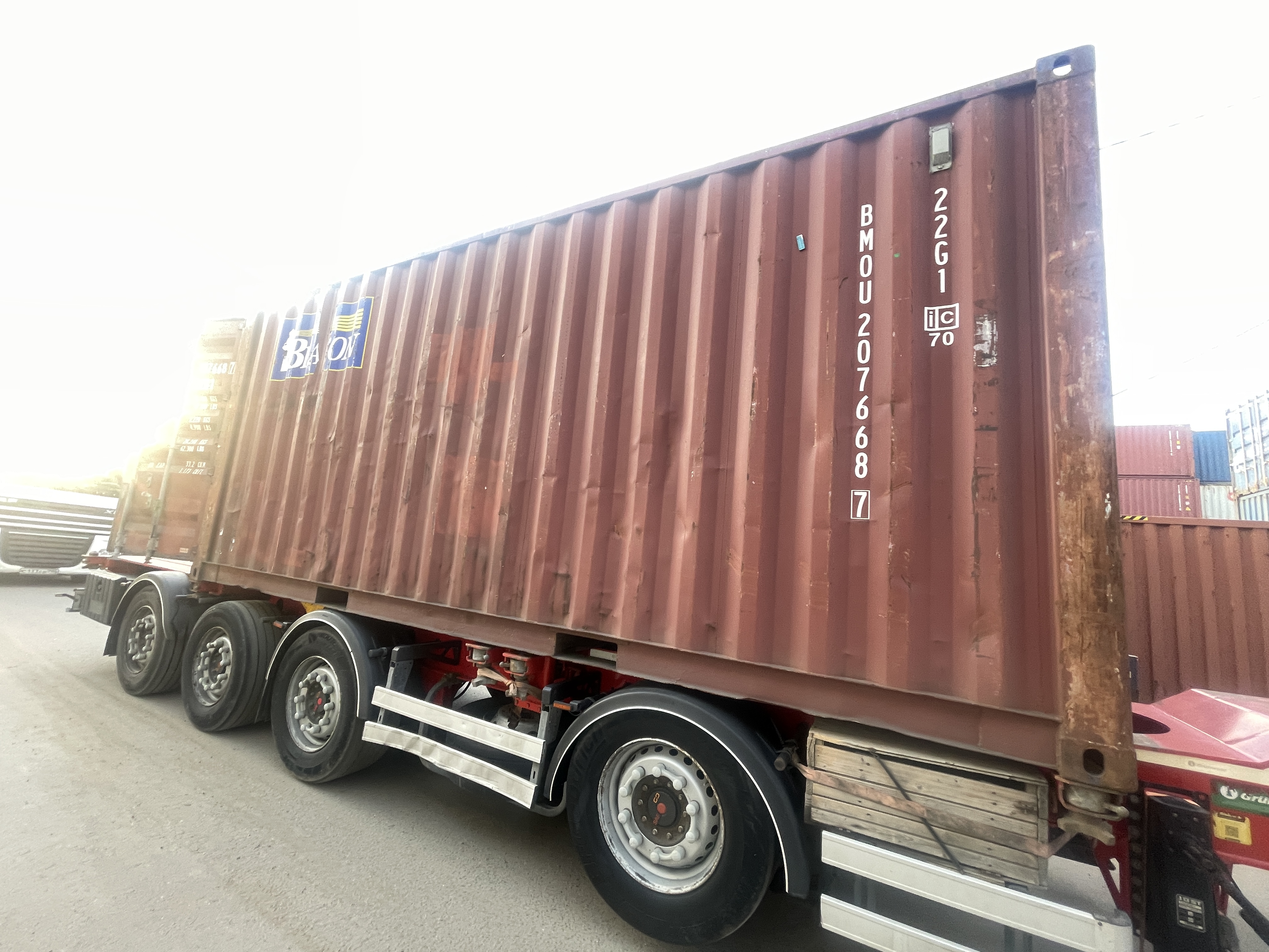 Морской контейнер BMOU2076687