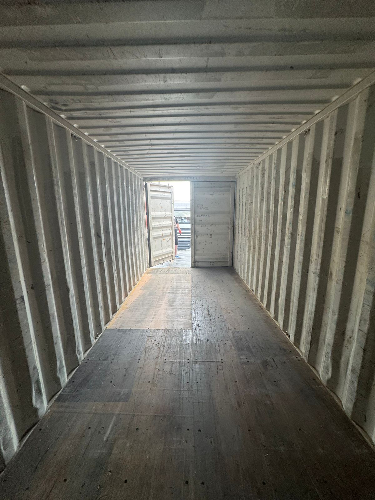 Морской контейнер BMOU2201048