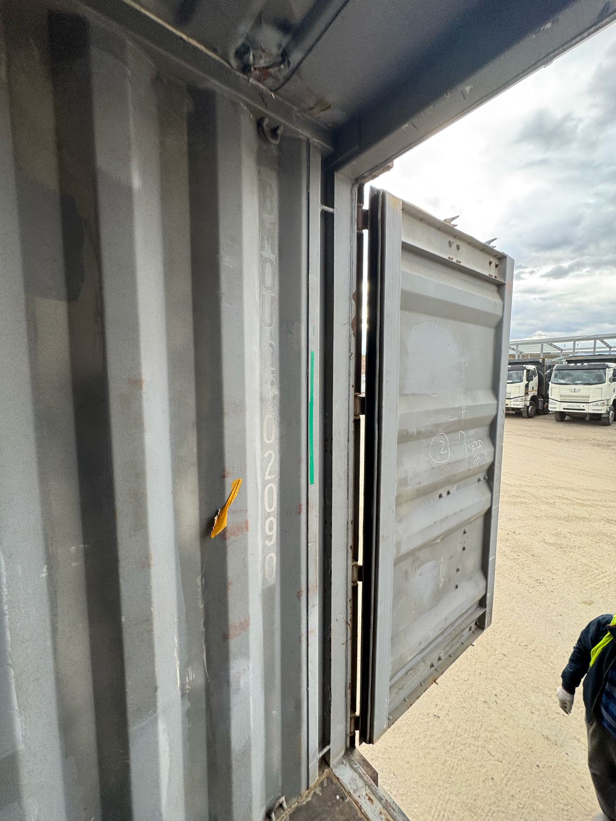 Морской контейнер BMOU2302090