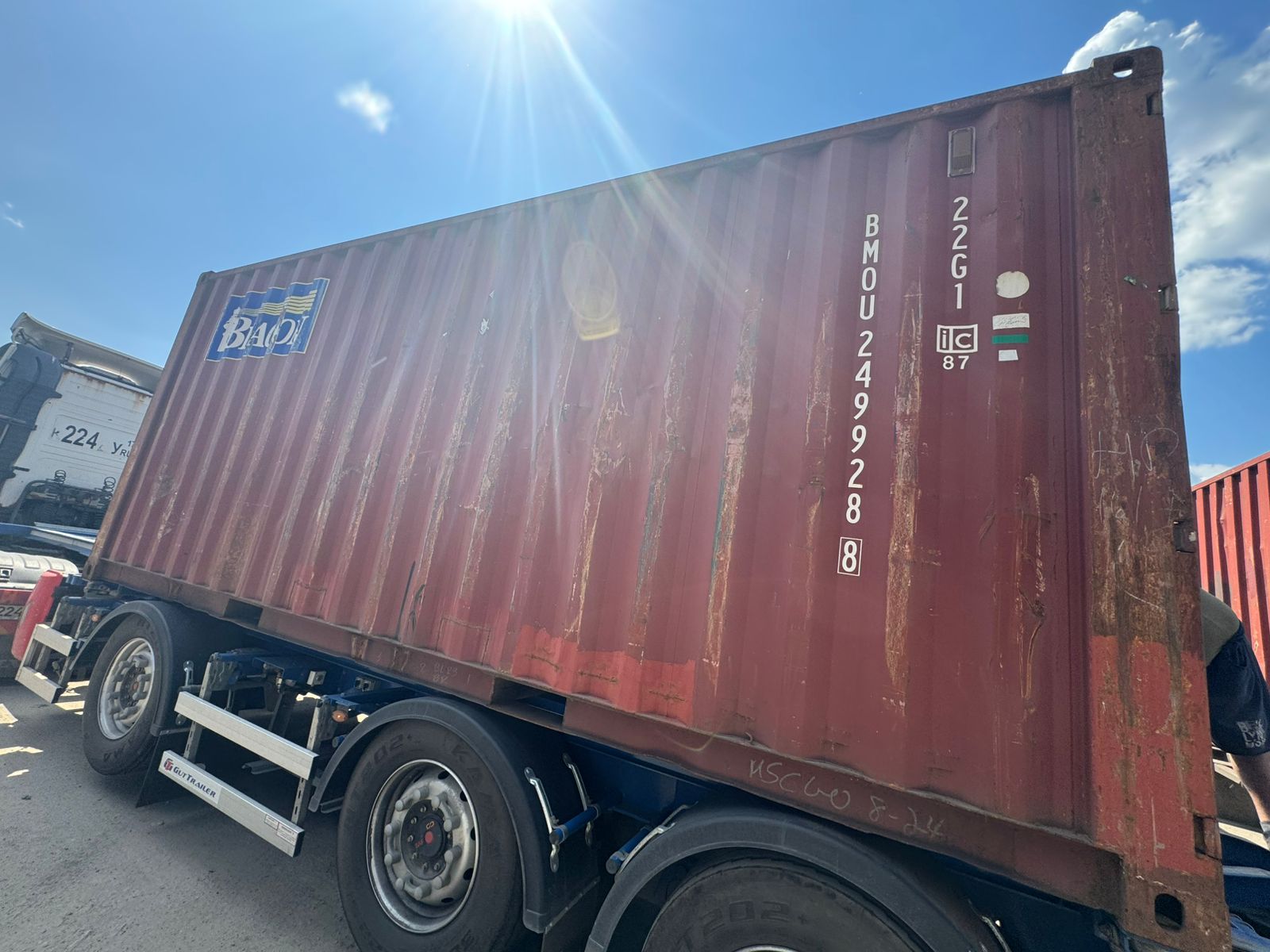 Морской контейнер BMOU2499288