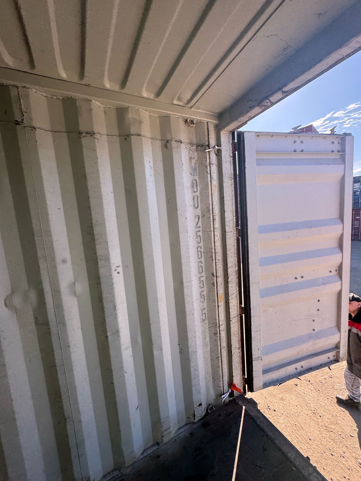 Морской контейнер BMOU2566555