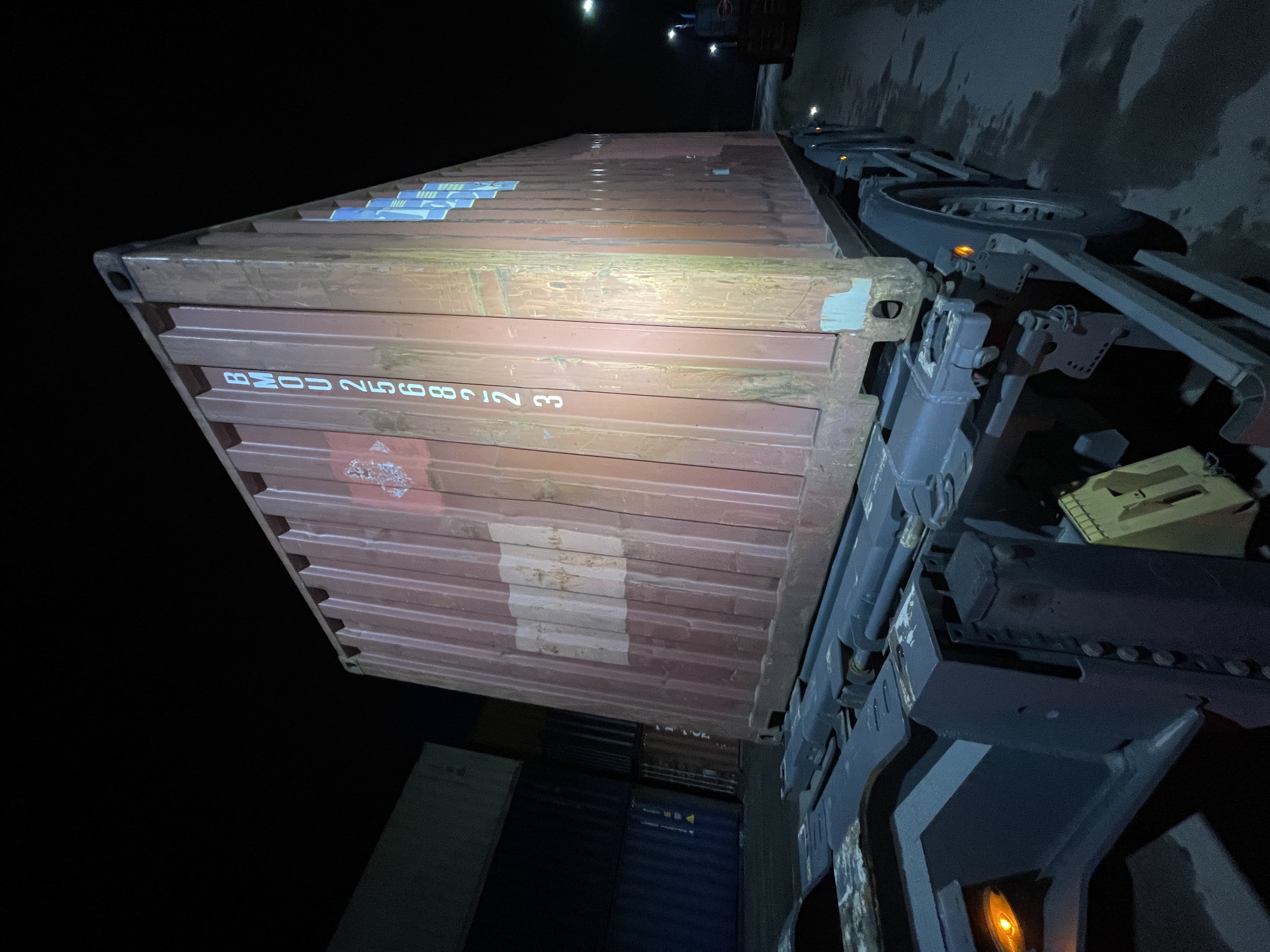 Морской контейнер BMOU2568223