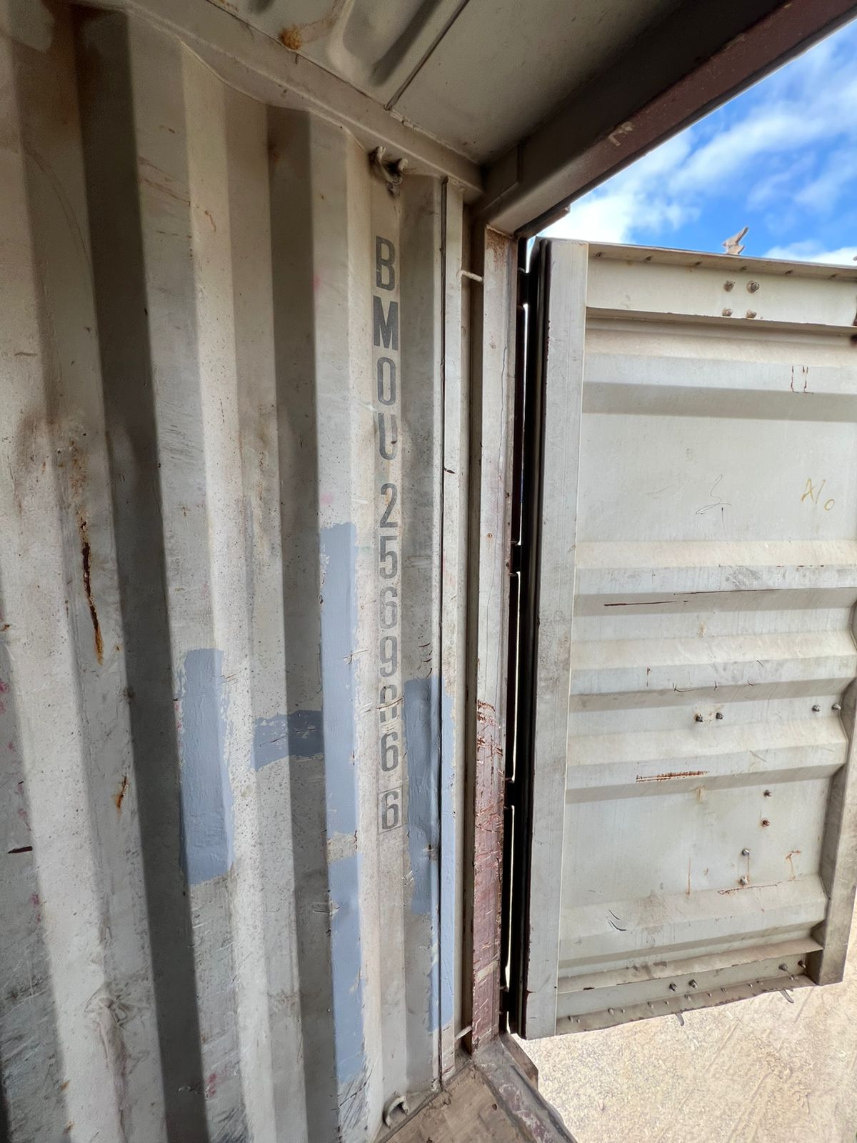 Морской контейнер BMOU2569066