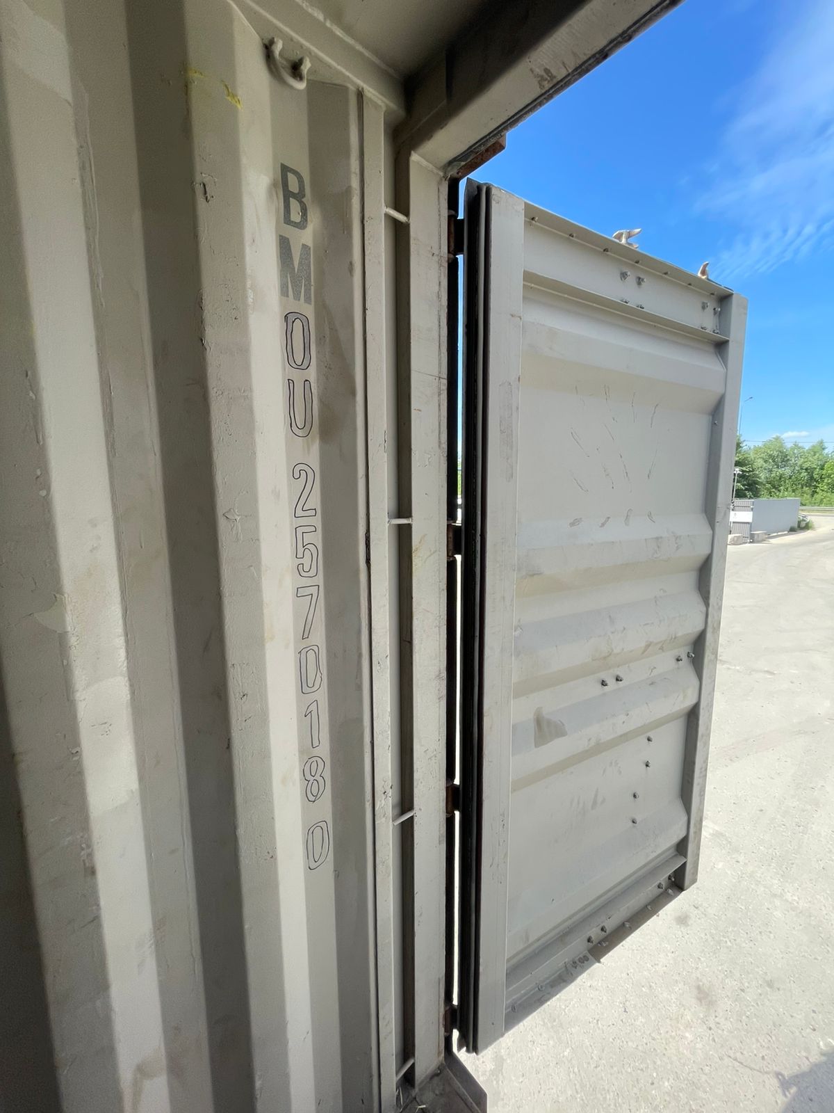 Морской контейнер BMOU2570180