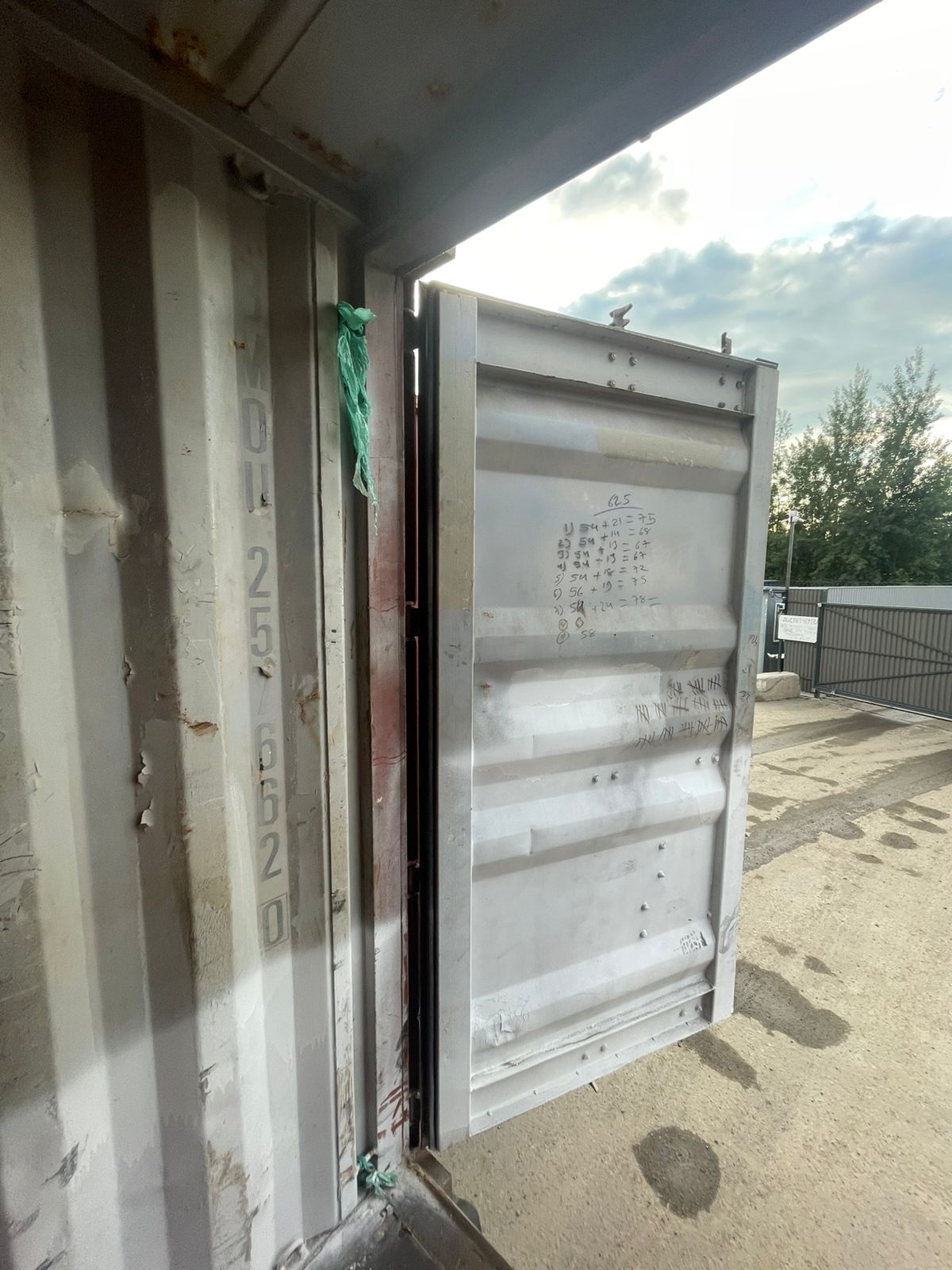 Морской контейнер BMOU2576620