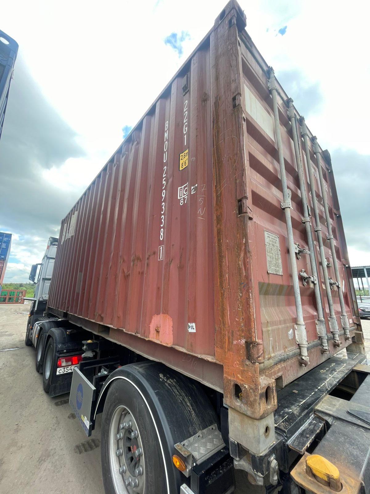 Морской контейнер BMOU2593381