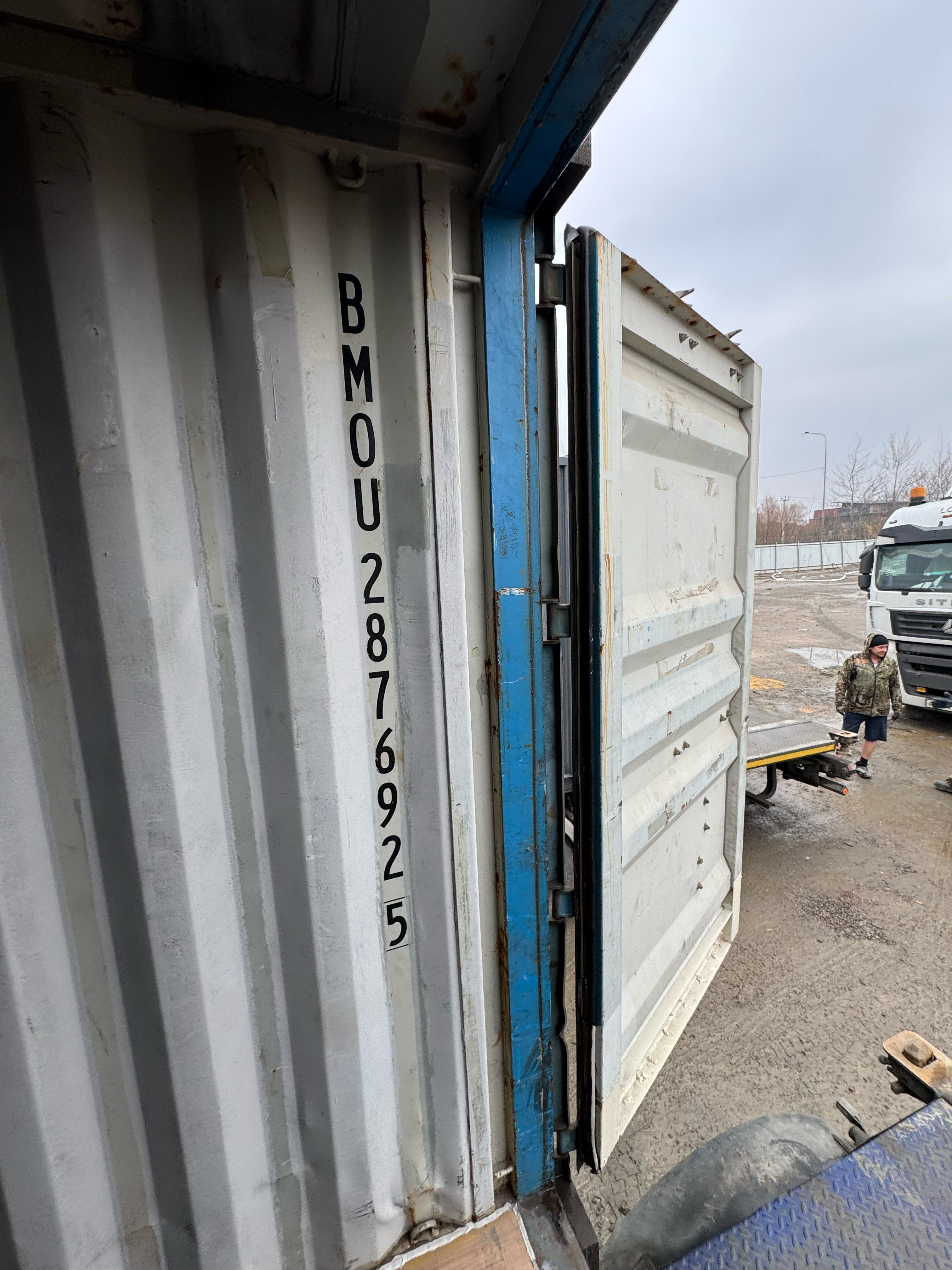 Морской контейнер BMOU2876925