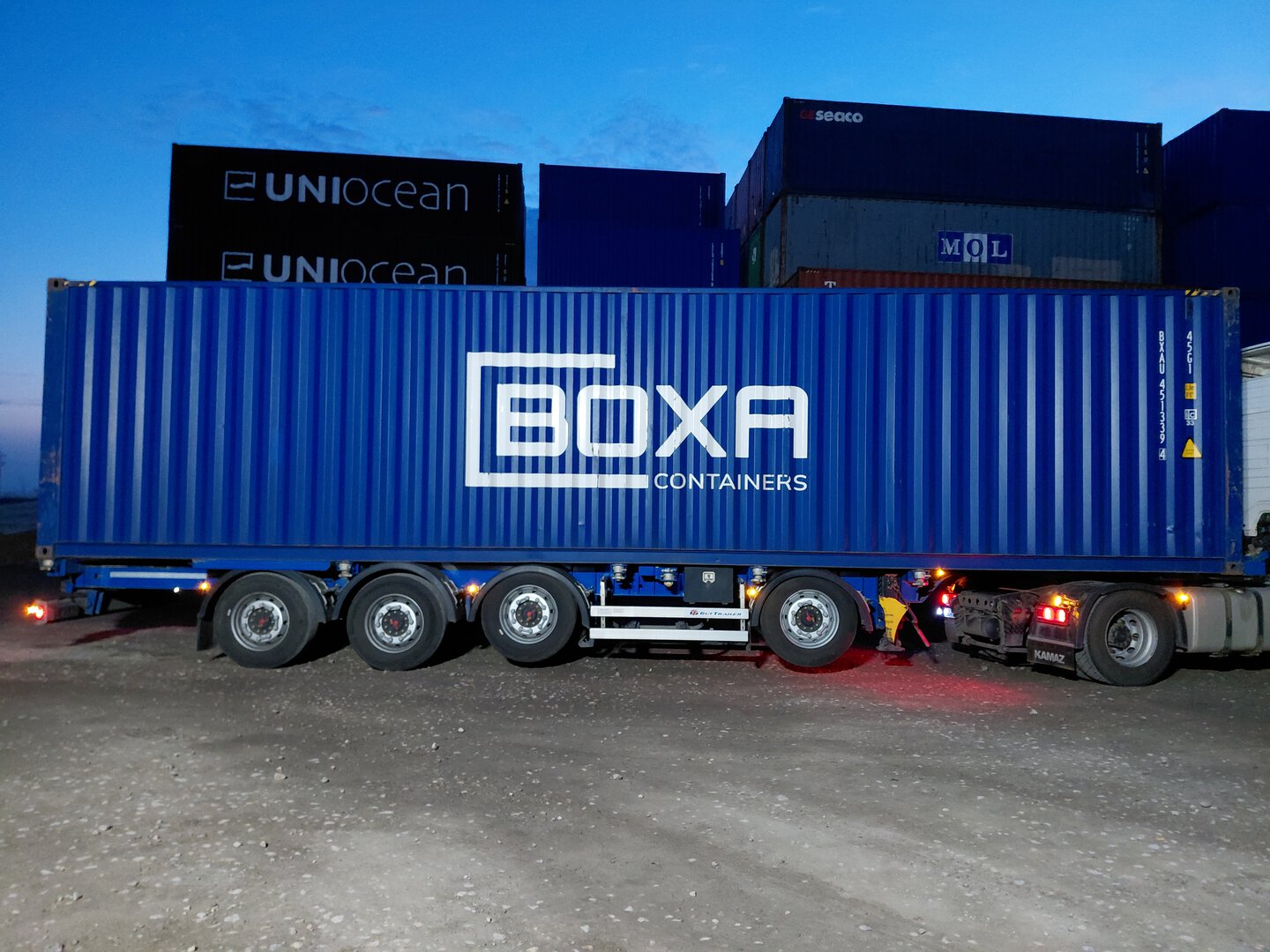 Морской контейнер BXAU4513394