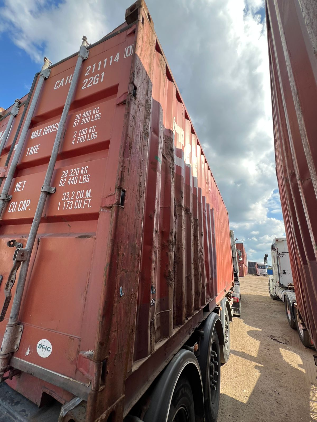 Морской контейнер CAIU2111140