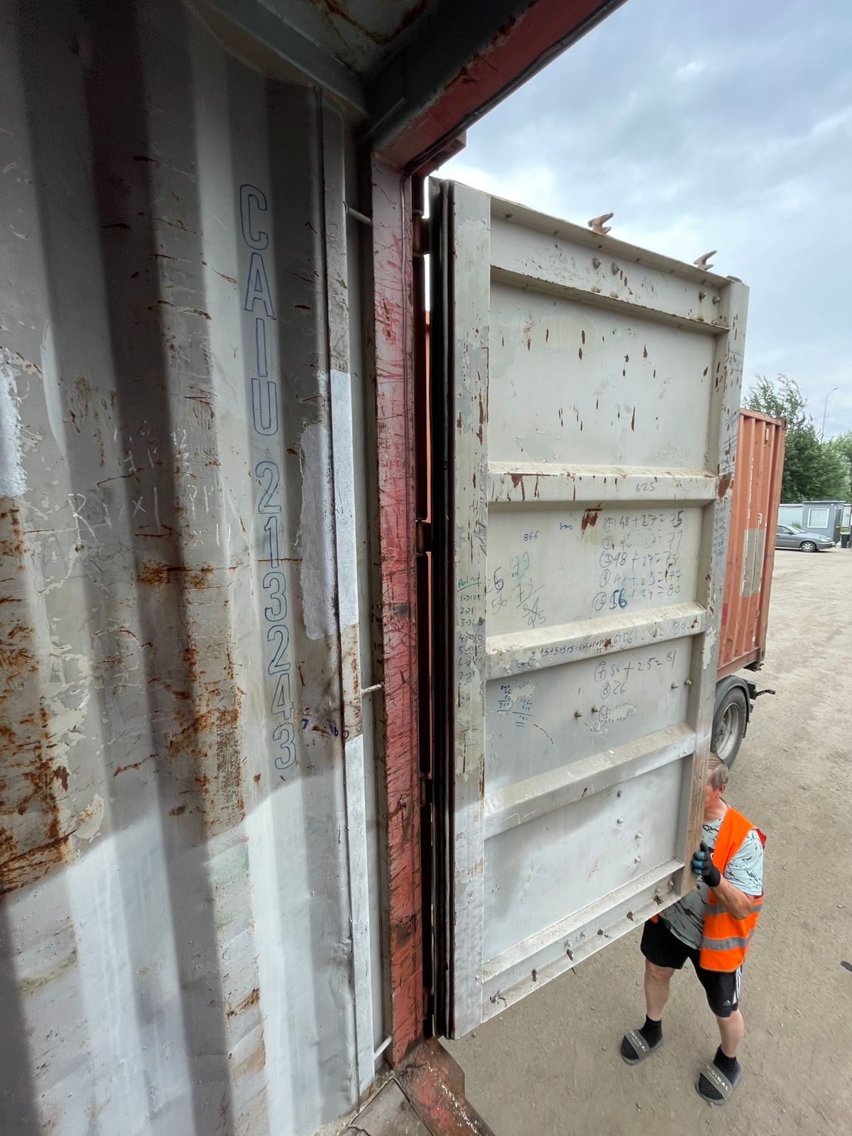 Морской контейнер CAIU2132435