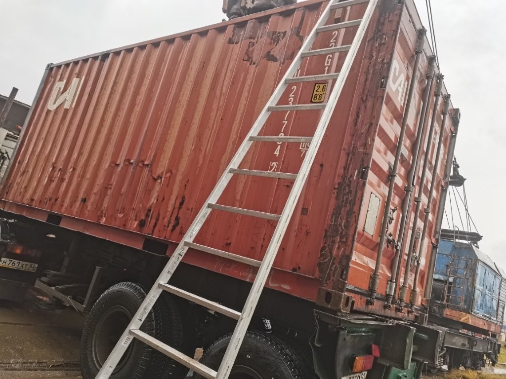 Морской контейнер CAIU2377042