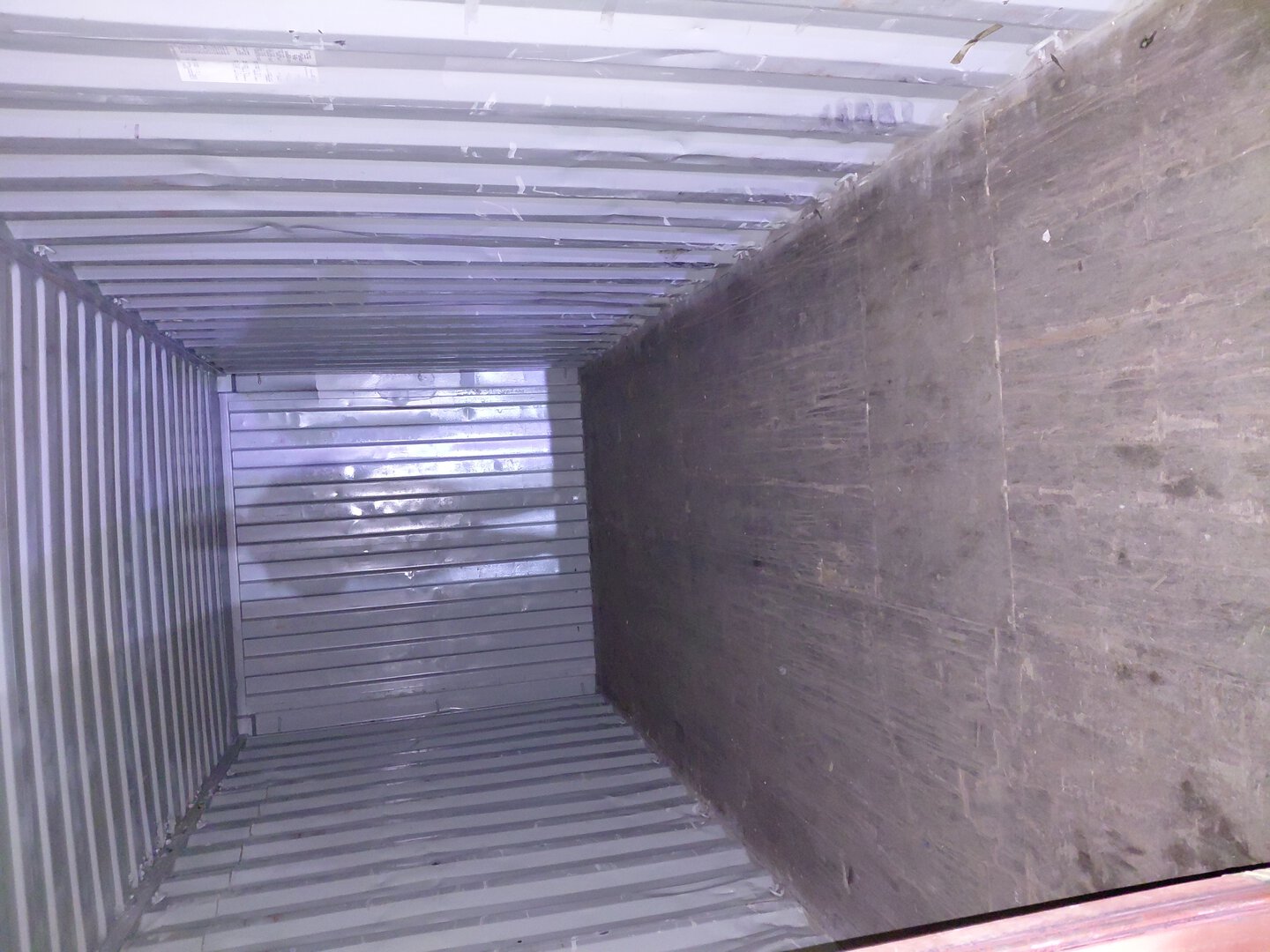 Морской контейнер CAXU3105360