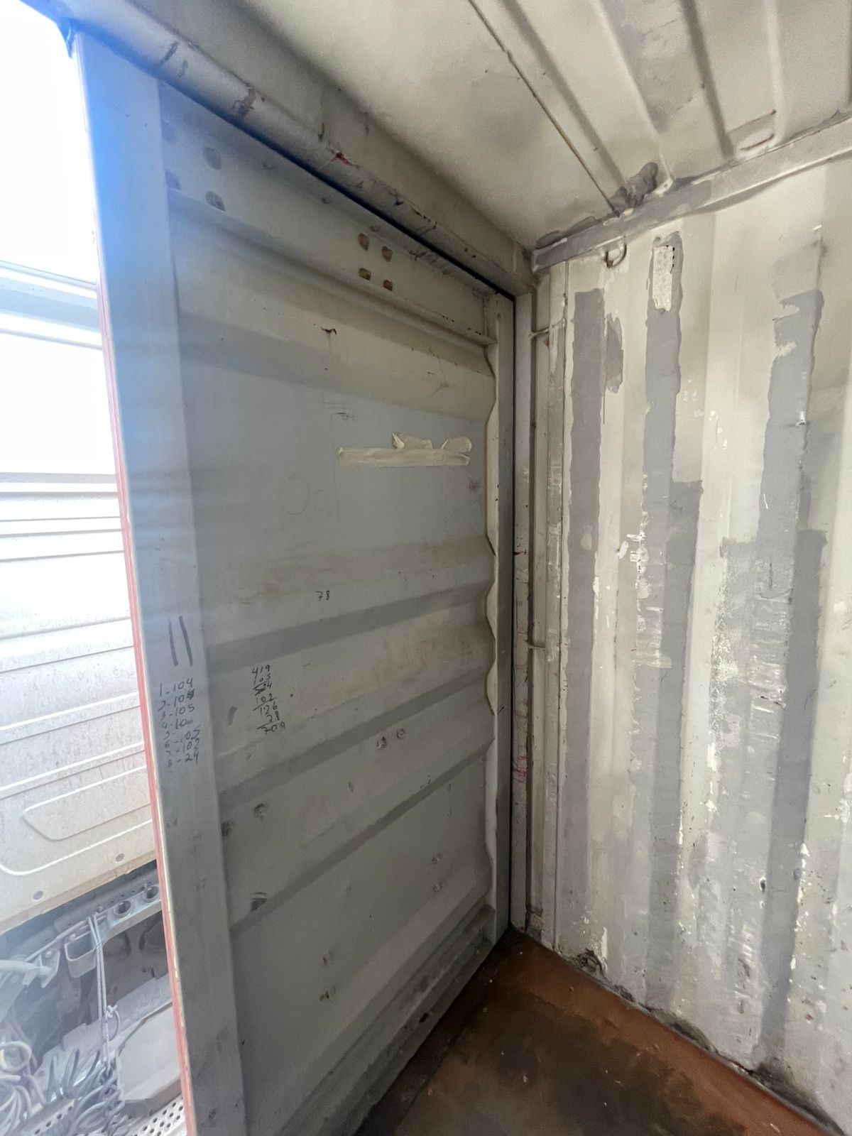 Морской контейнер CAXU3210597