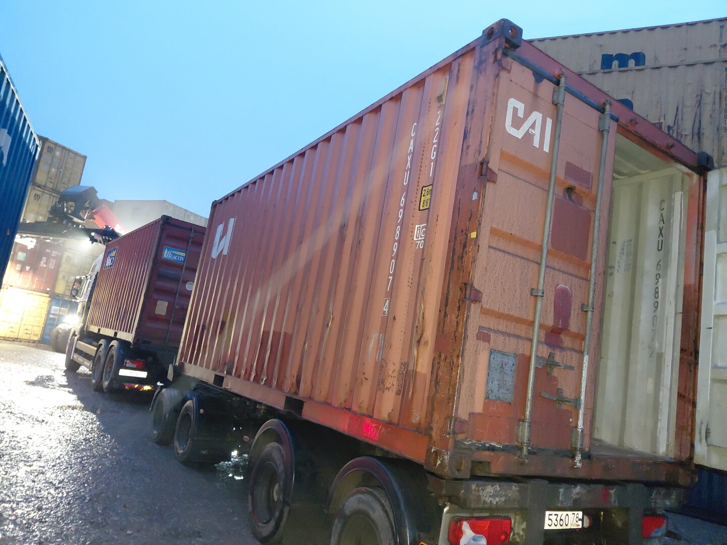 Морской контейнер CAXU6989074