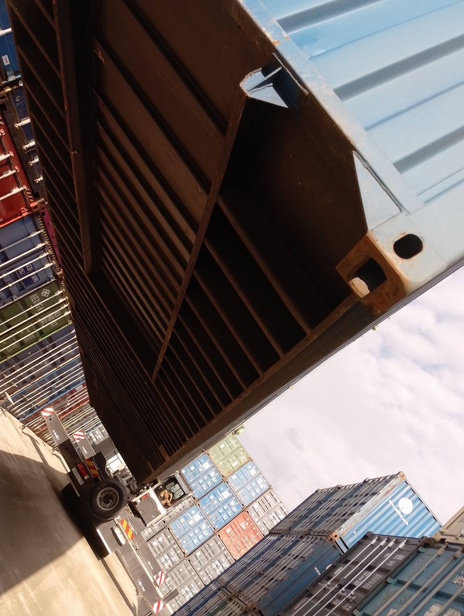 Морской контейнер CICU6742615