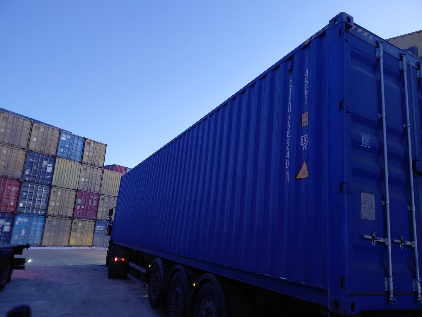 Морской контейнер CICU7252401