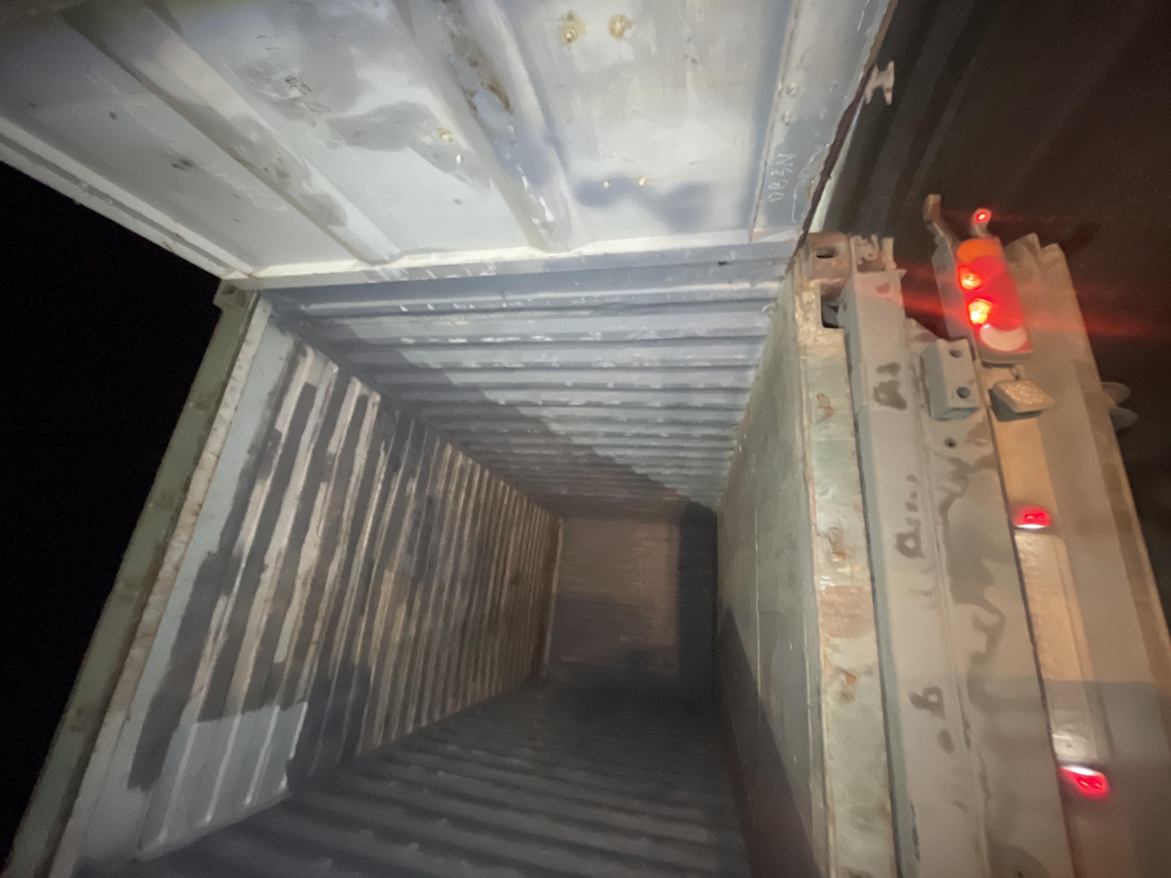 Морской контейнер CLHU3904600