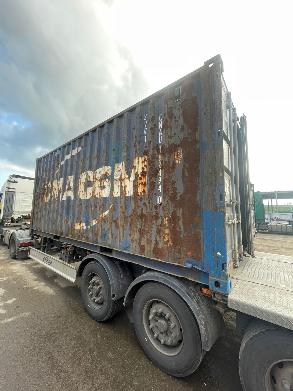 Морской контейнер CMAU1824940