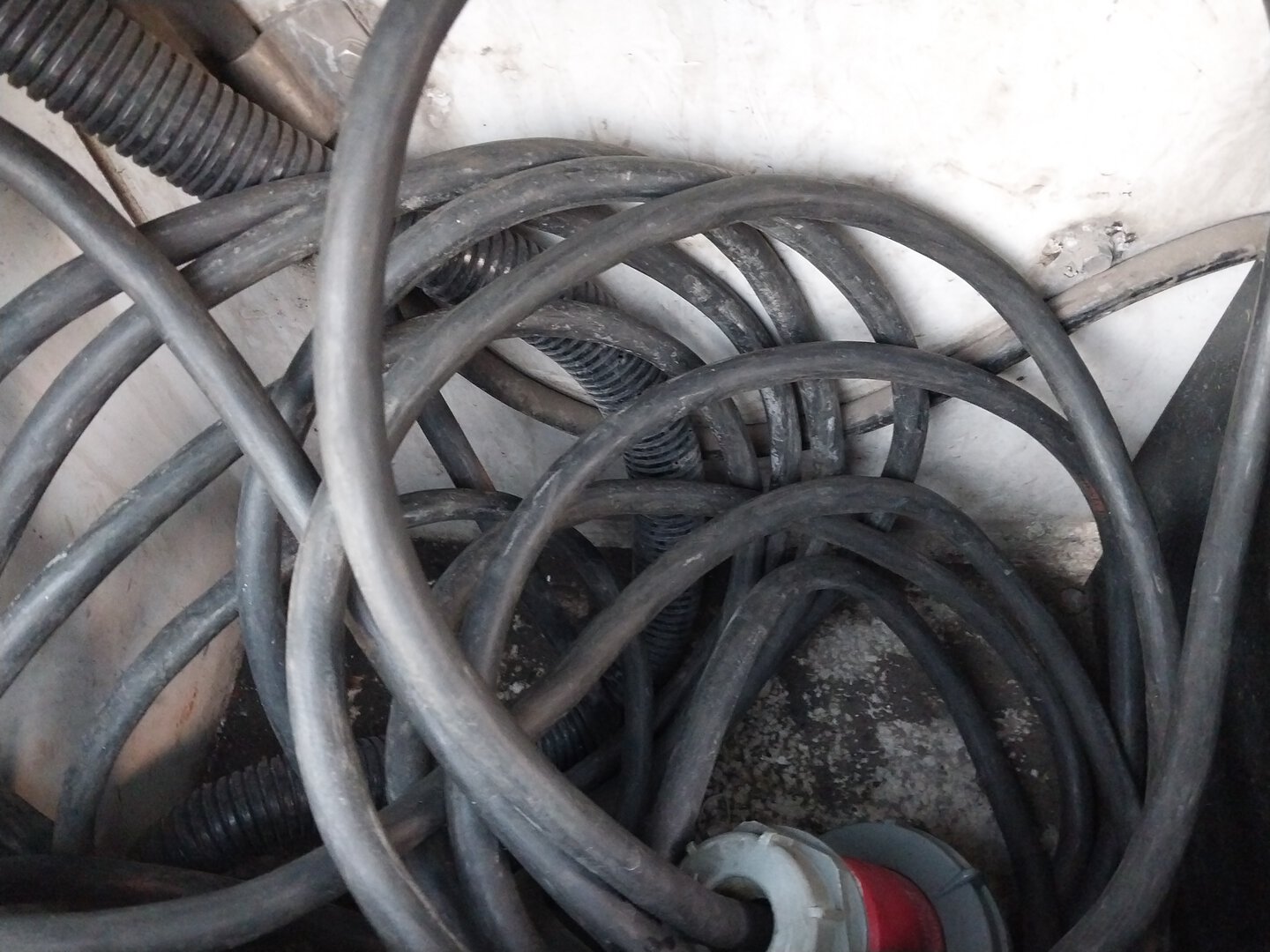 Морской контейнер DFOU6113847