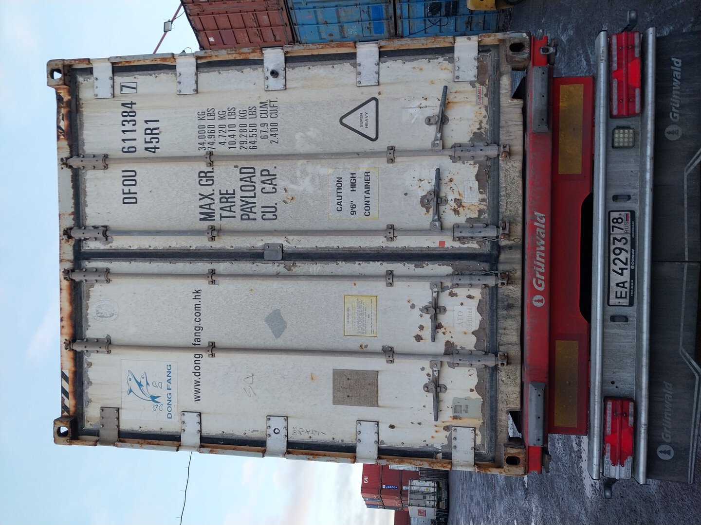 Морской контейнер DFOU6113847