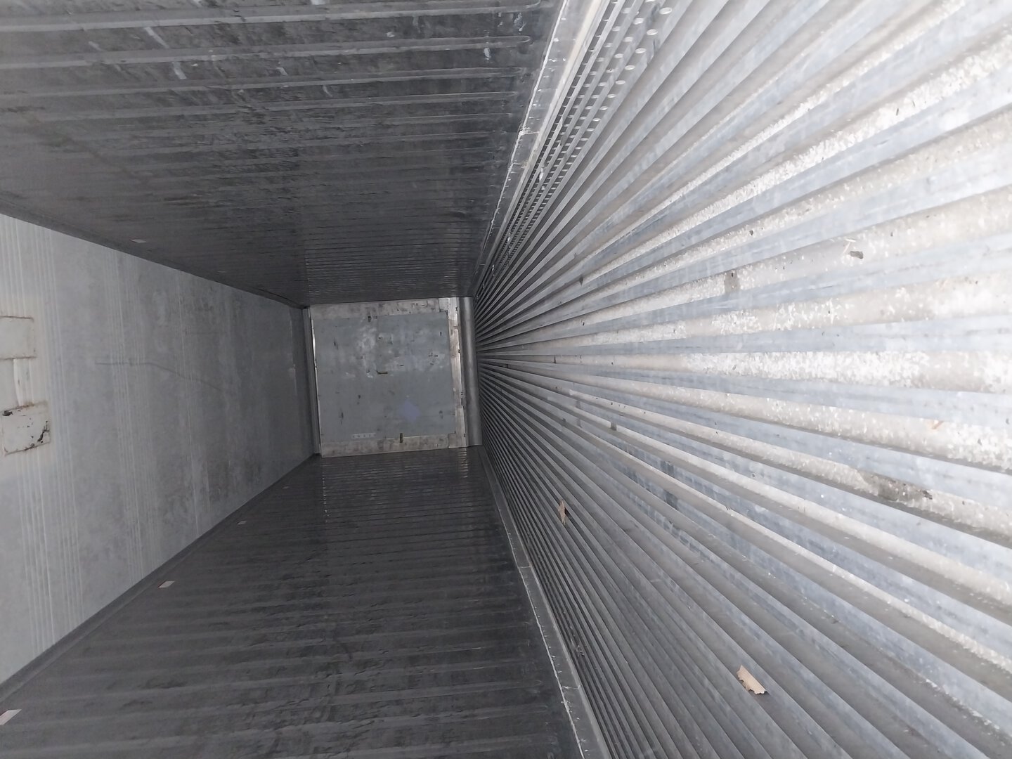 Морской контейнер DFOU6124203