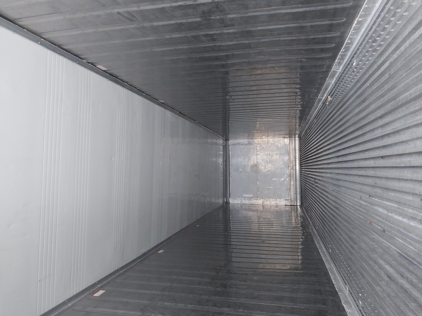 Морской контейнер DFOU6126567