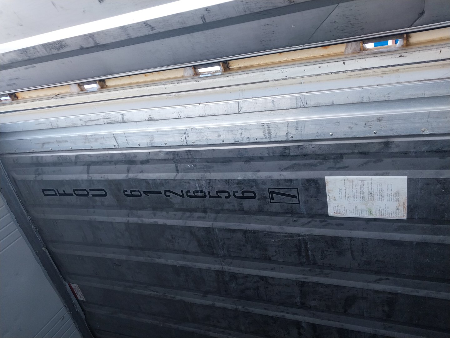 Морской контейнер DFOU6126567