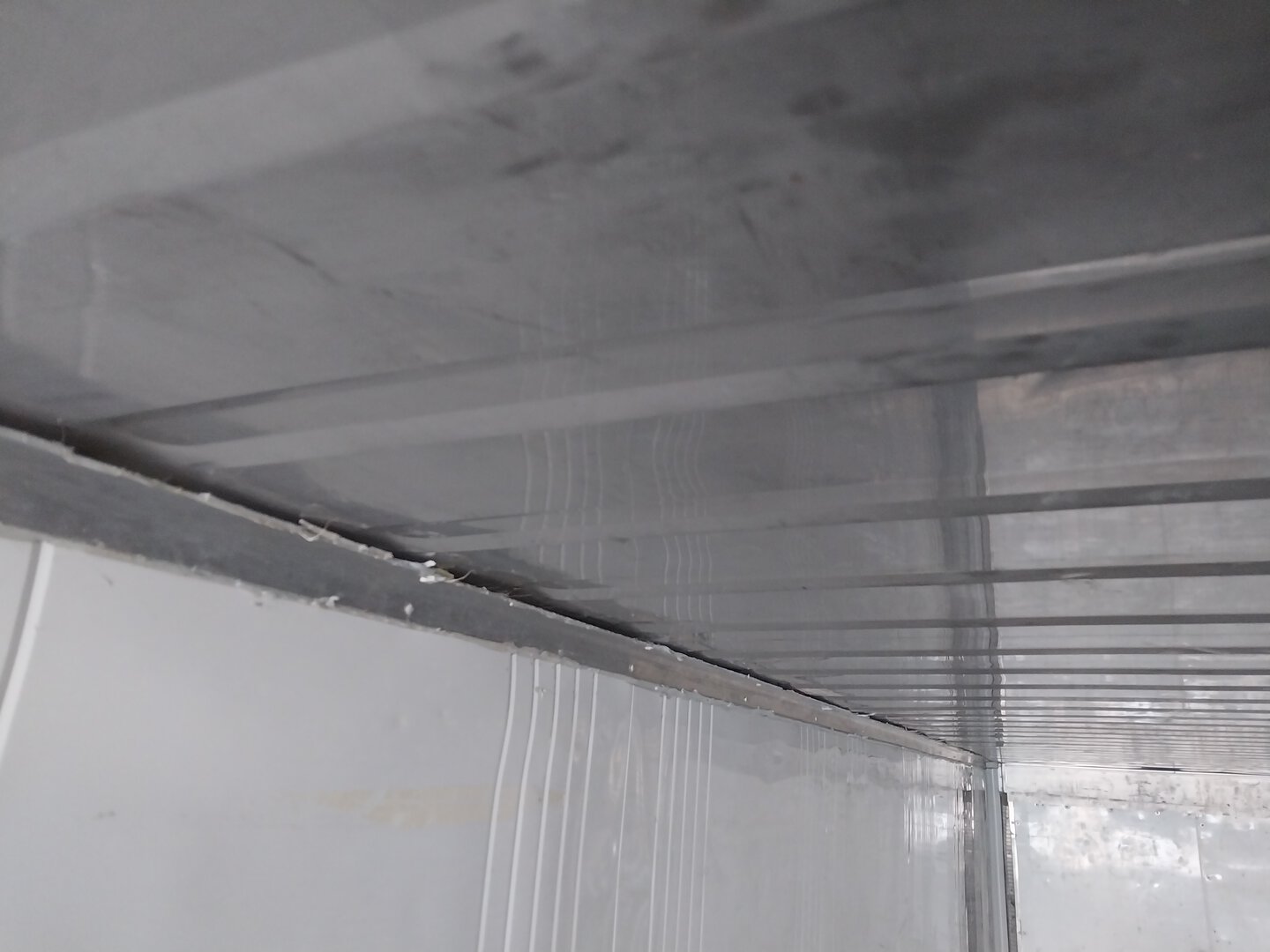 Морской контейнер DFOU6126567