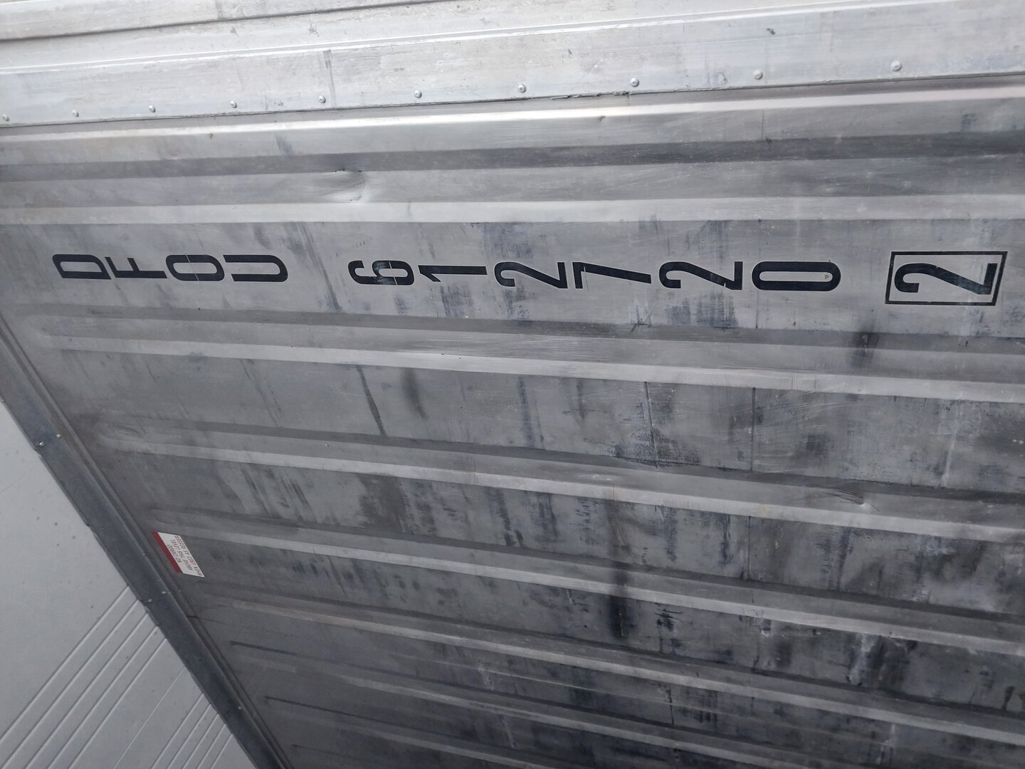 Морской контейнер DFOU6127202