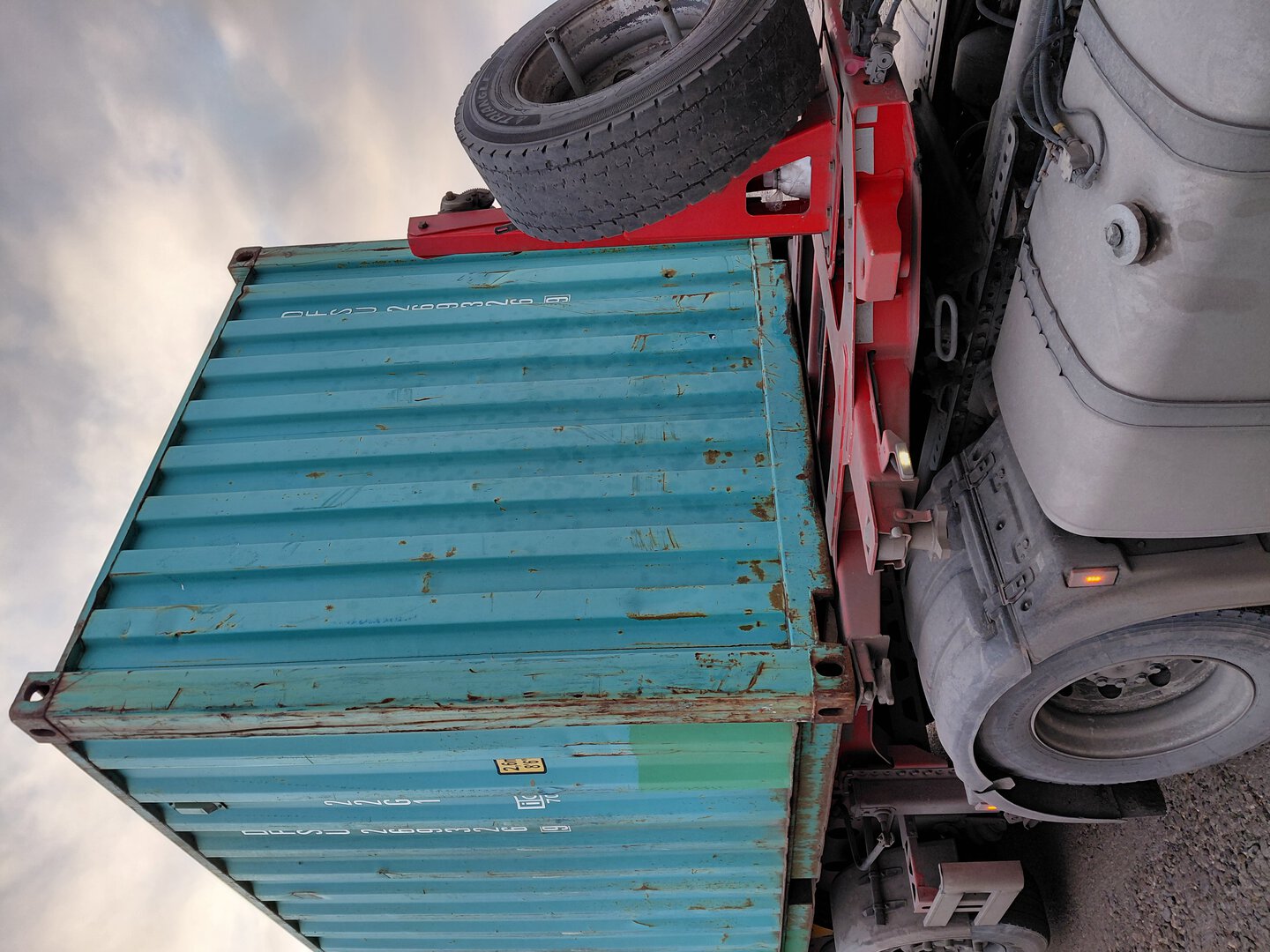 Морской контейнер DFSU2693269