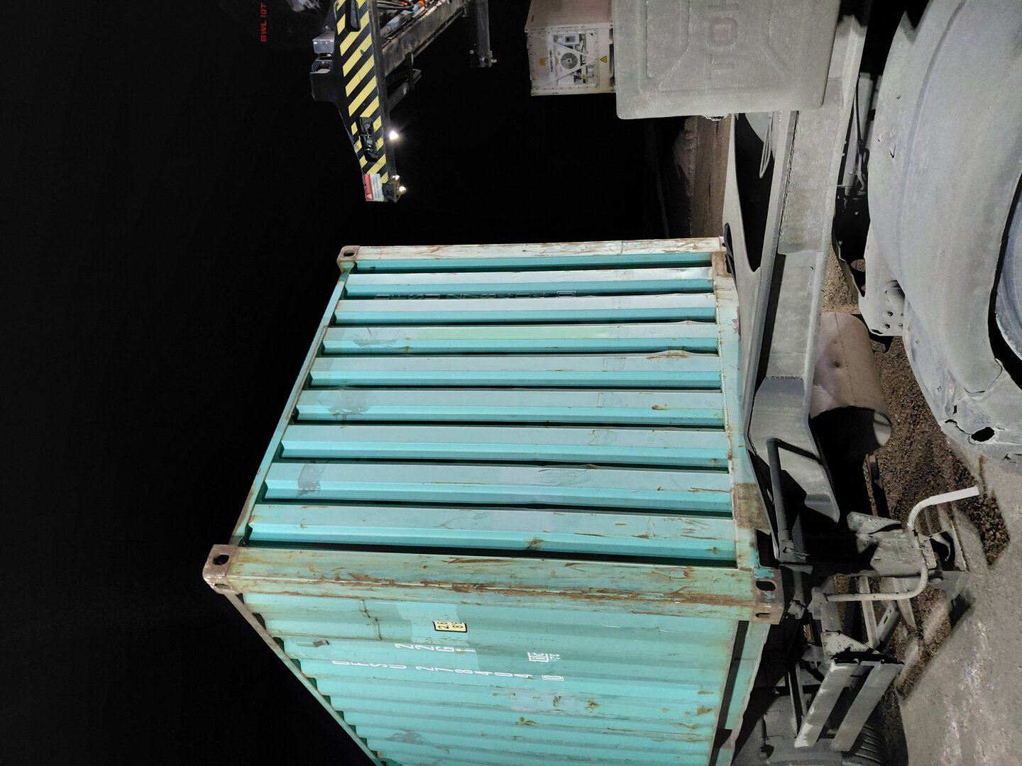 Морской контейнер DFSU2784040