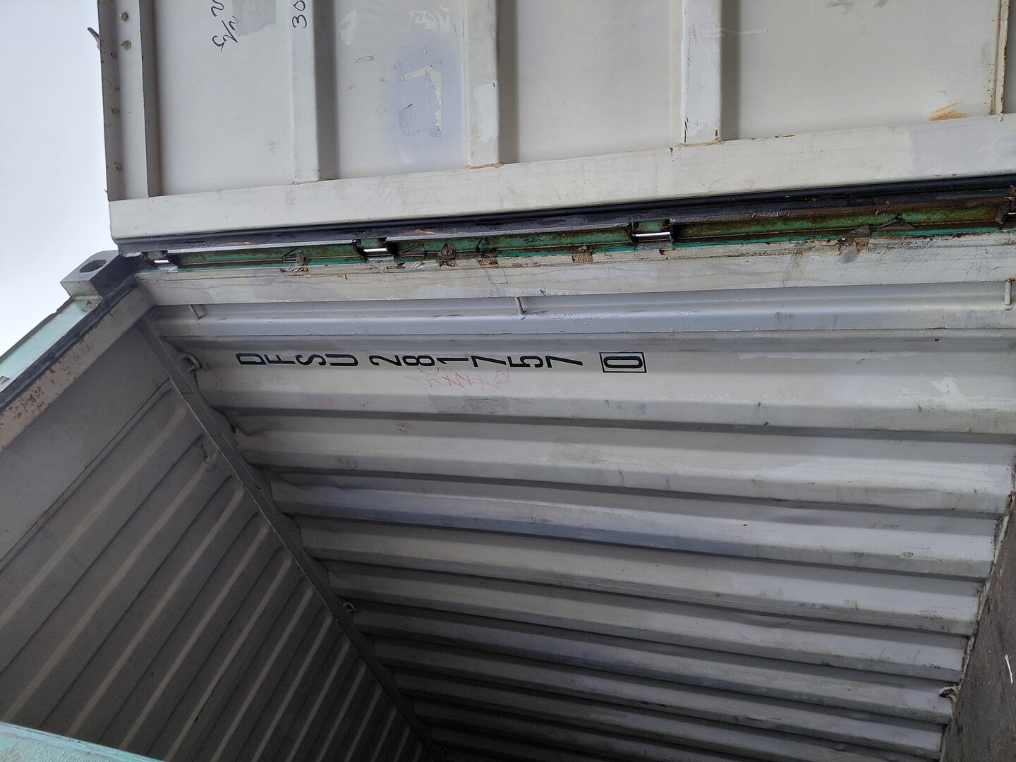 Морской контейнер DFSU2817570