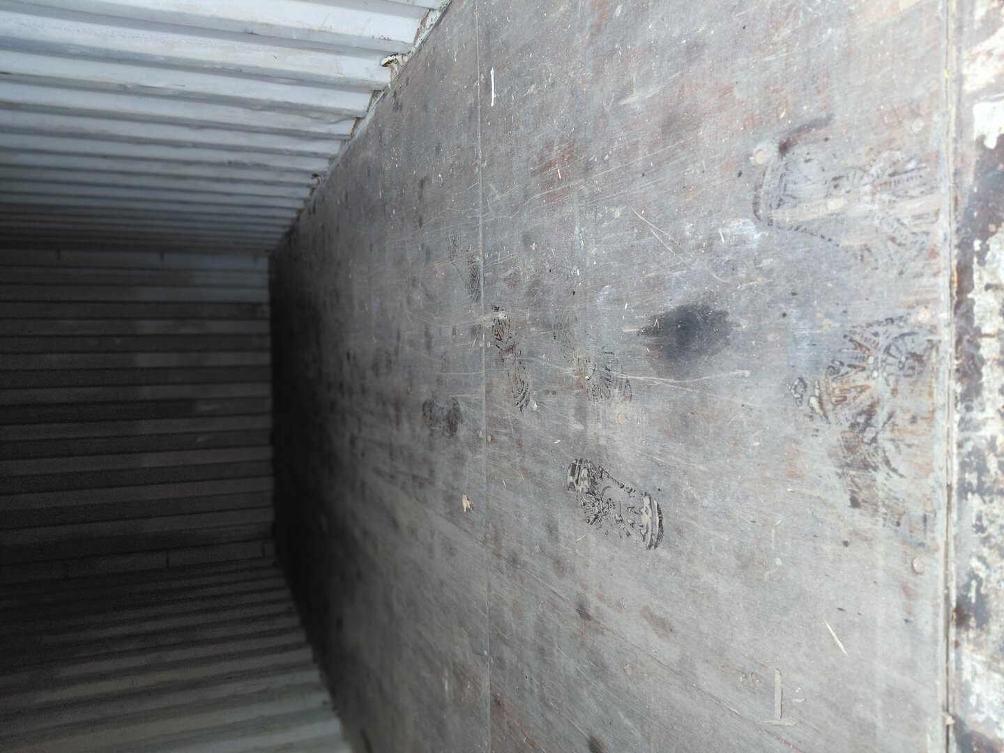 Морской контейнер DFSU2817570