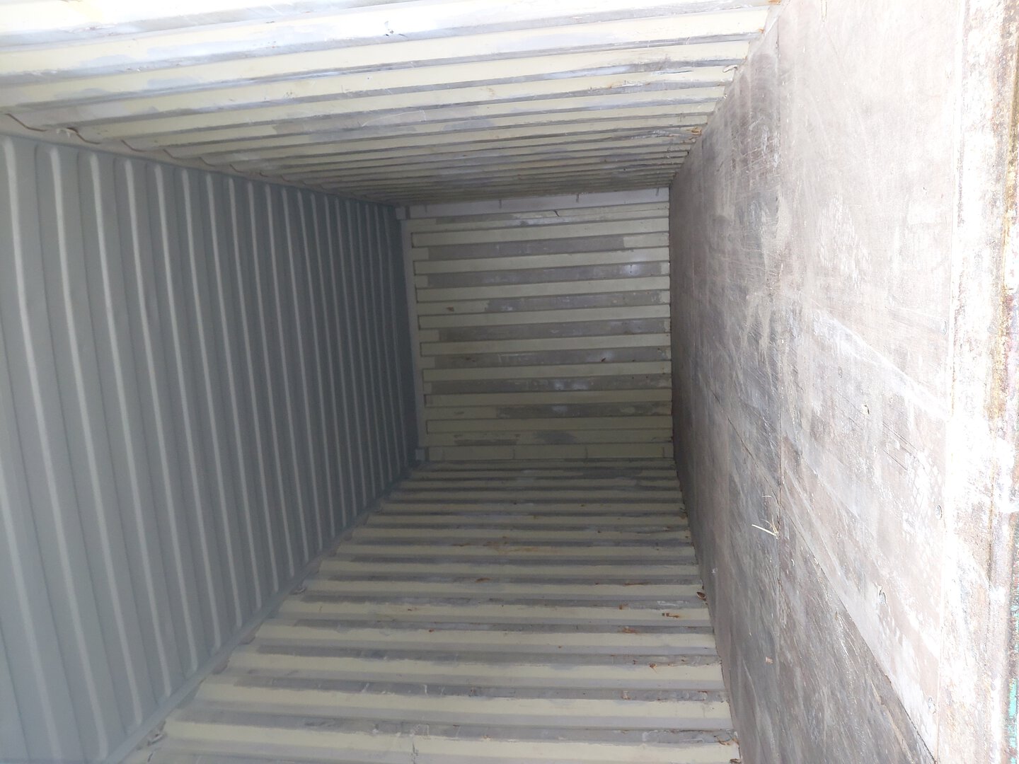 Морской контейнер DFSU2832929