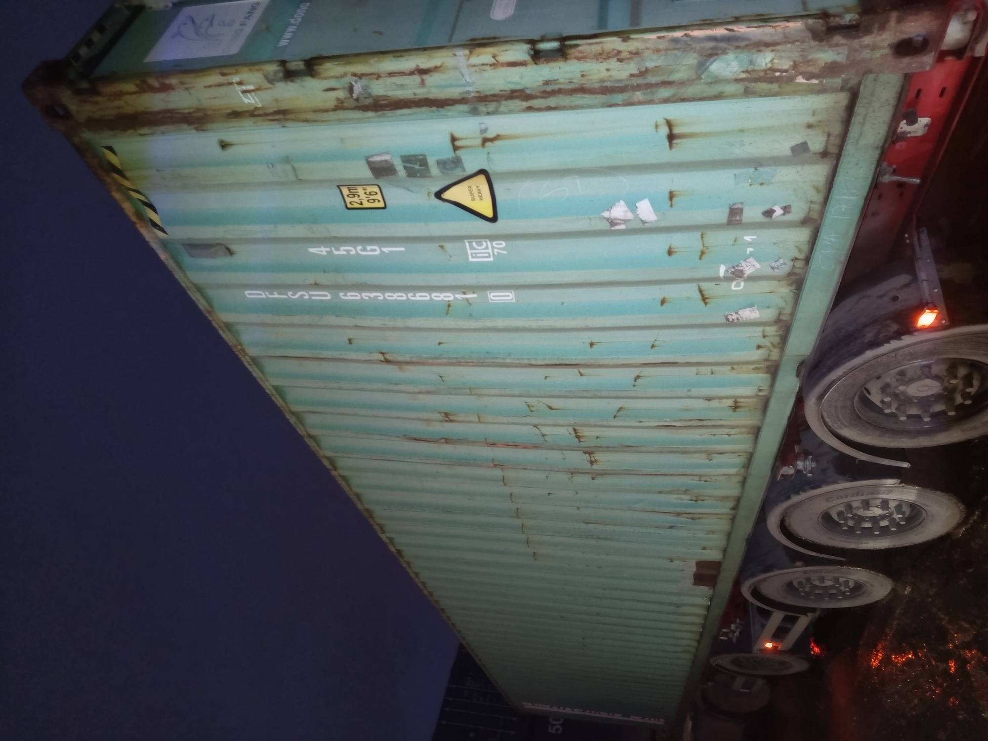 Морской контейнер DFSU6386810