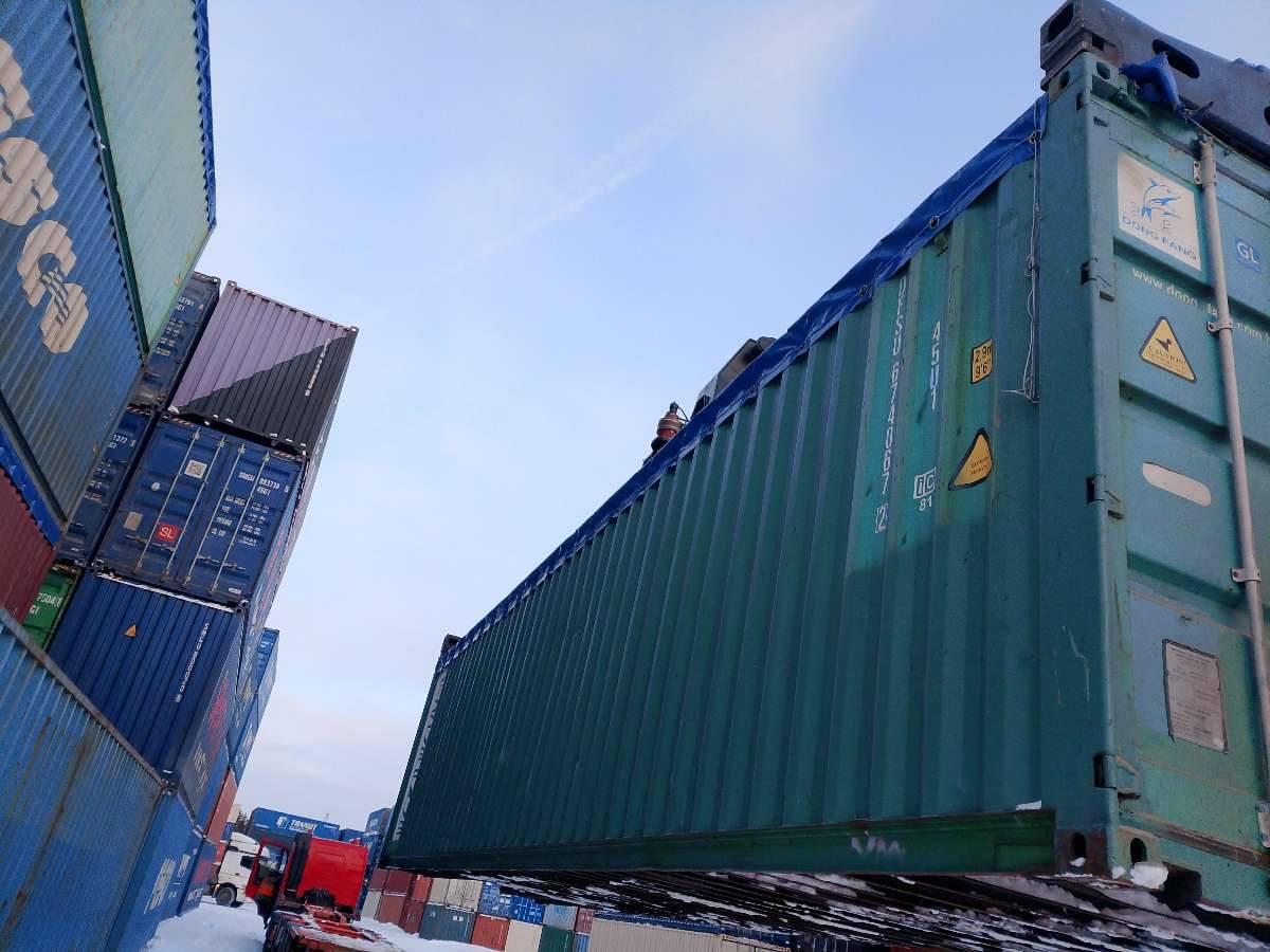 Морской контейнер DFSU6740672